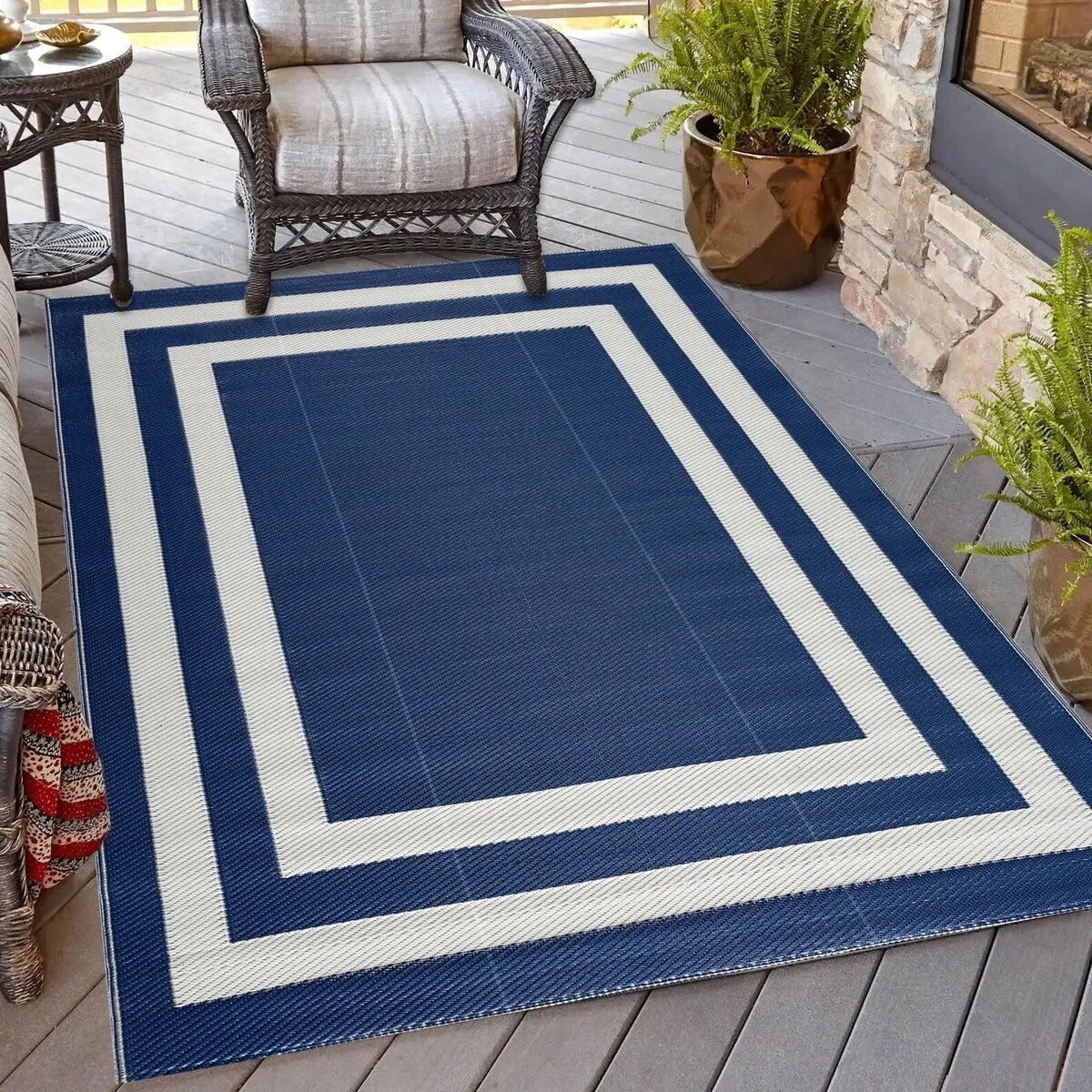 Playa Rug Outdoor Recycled Reversible Plastic Folded Mat/Rug Paris Collection Lightweight & Weather. Water and UV Resistant