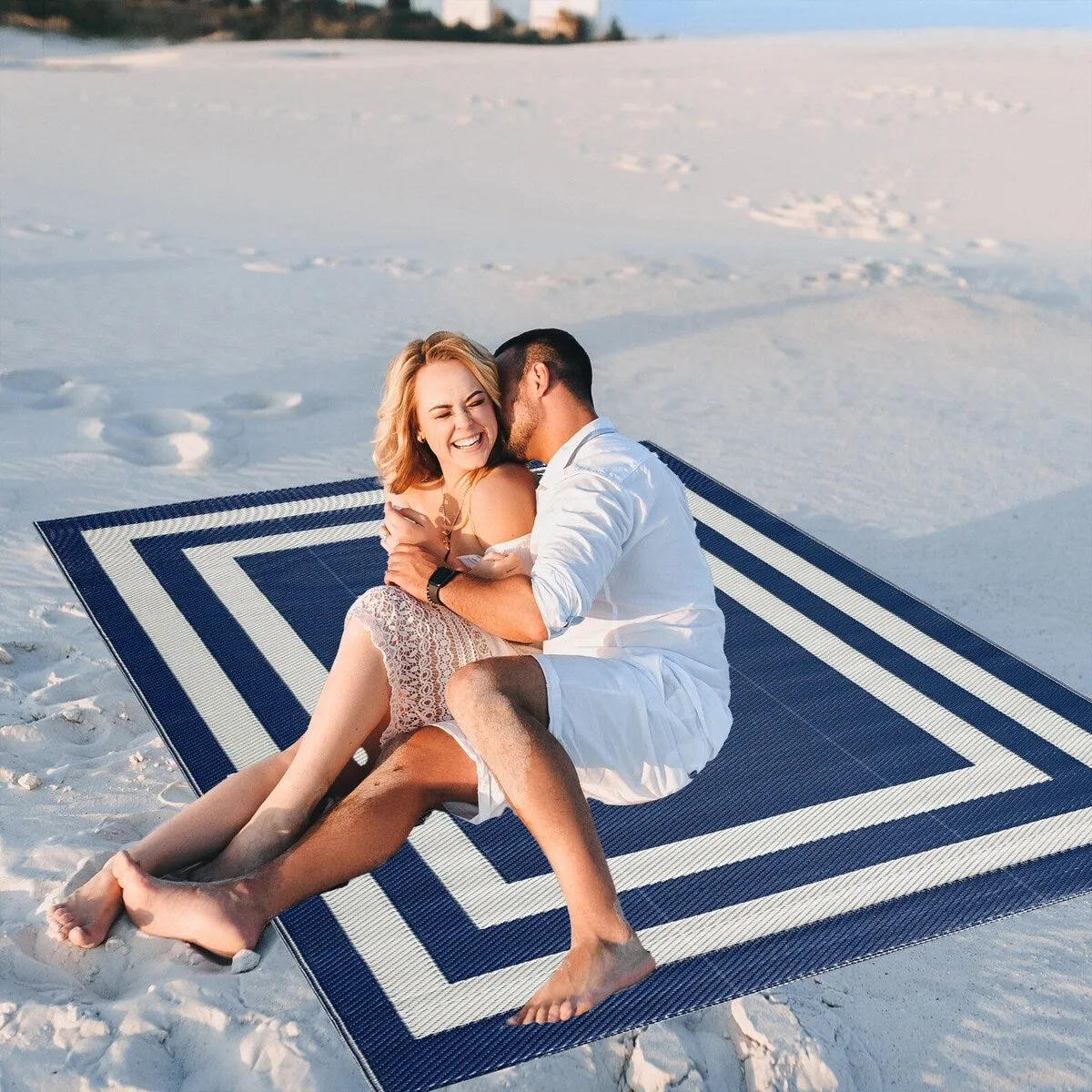 Playa Rug Outdoor Recycled Reversible Plastic Folded Mat/Rug Paris Collection Lightweight & Weather. Water and UV Resistant