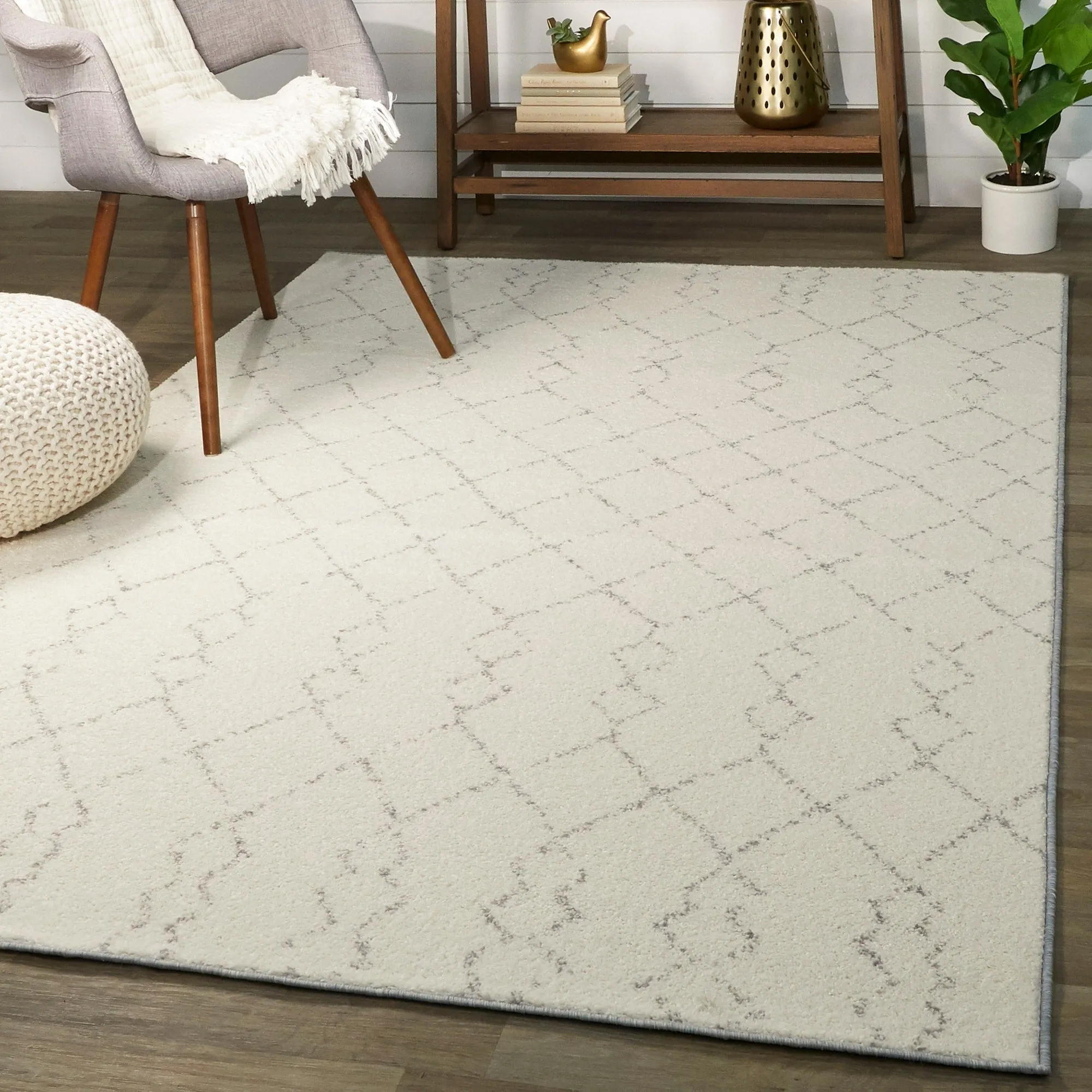 Reeves Moroccan Trellis Area Rug
