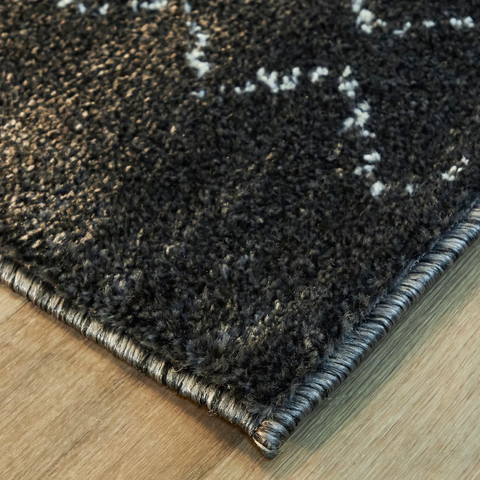 Reeves Moroccan Trellis Area Rug