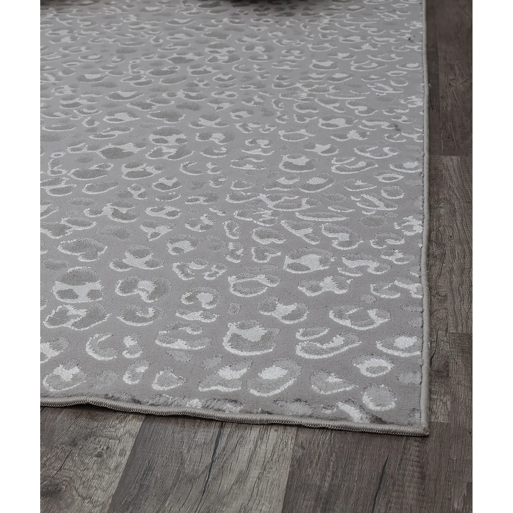 Rugs America Natura Gray Leopard Silver Shine Area Rug