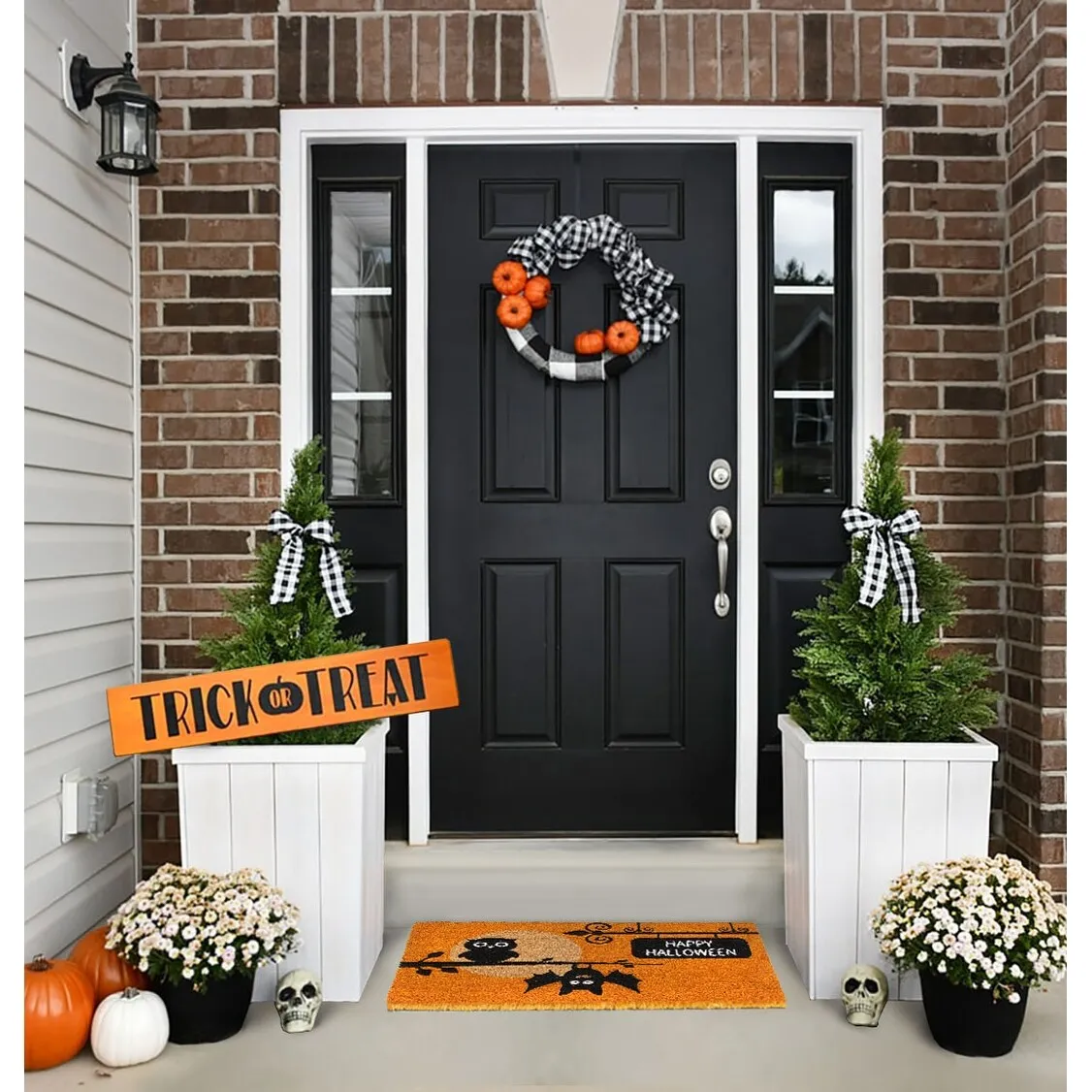RugSmith Black Machine Tufted Happy Halloween Owls Doormat. 18 x 30 - 18 x 30