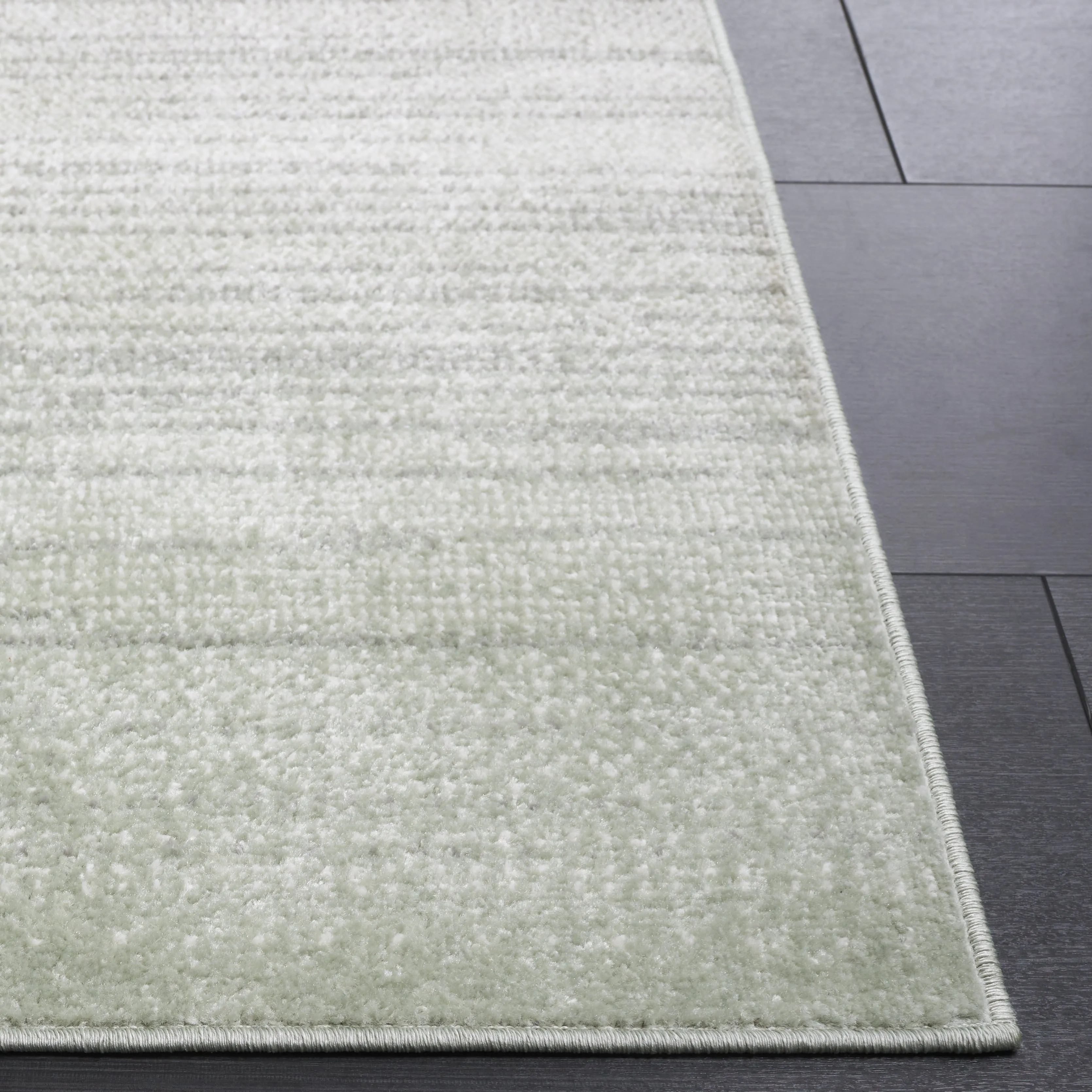SAFAVIEH Adirondack Batul Modern Ombre Rug