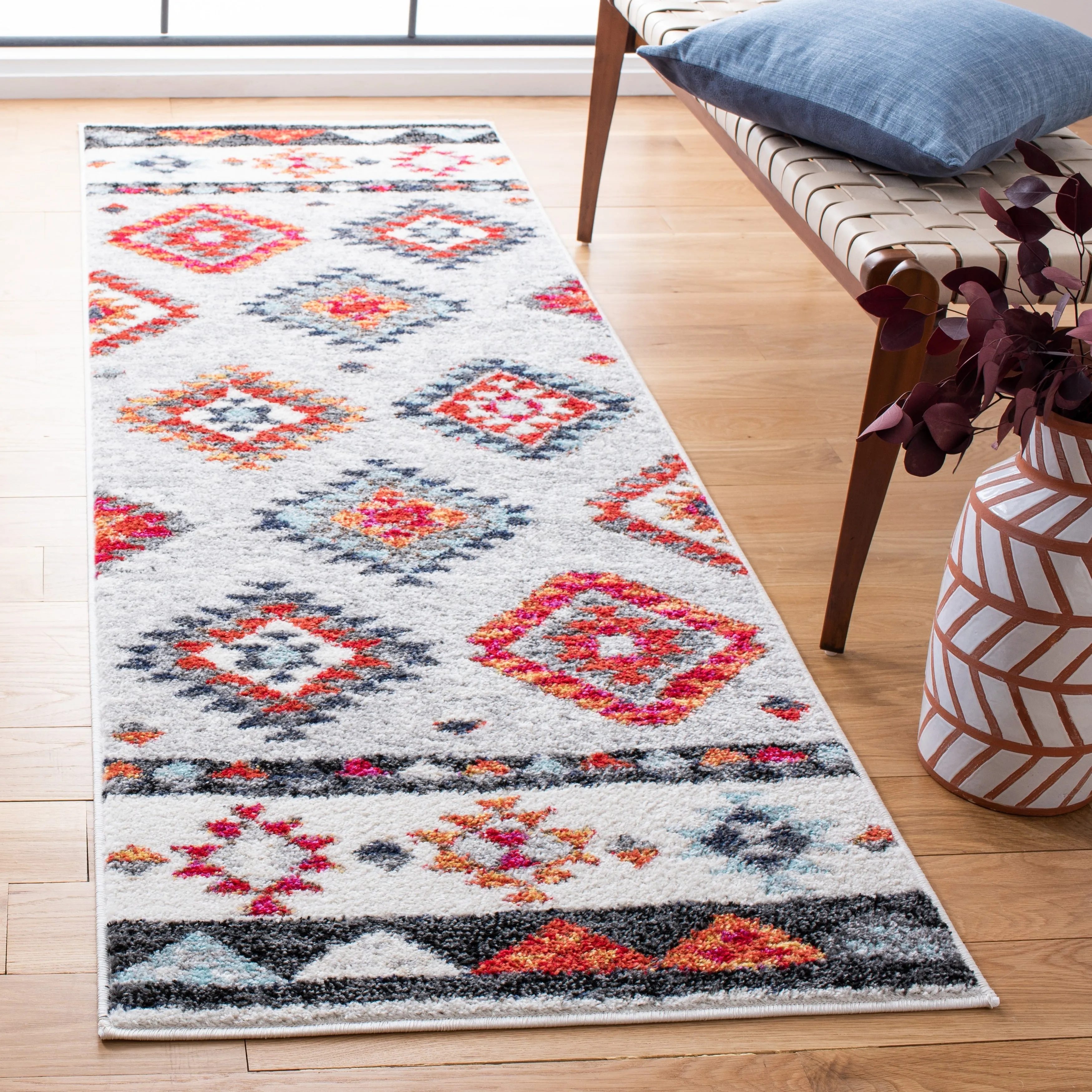 SAFAVIEH Adirondack Jonne Moroccan Boho Rug