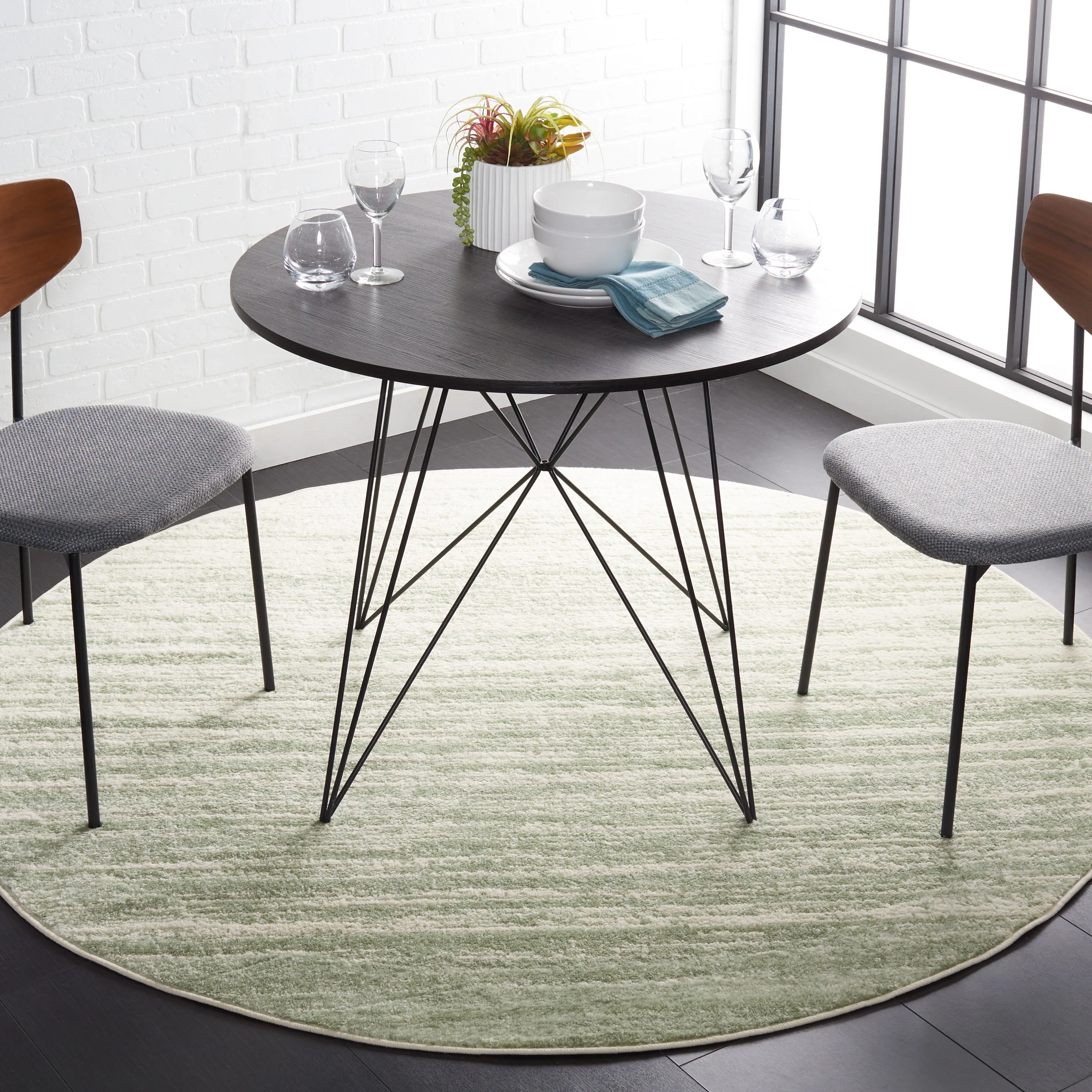 SAFAVIEH Adirondack Mieko Modern Ombre Distressed Area Rug