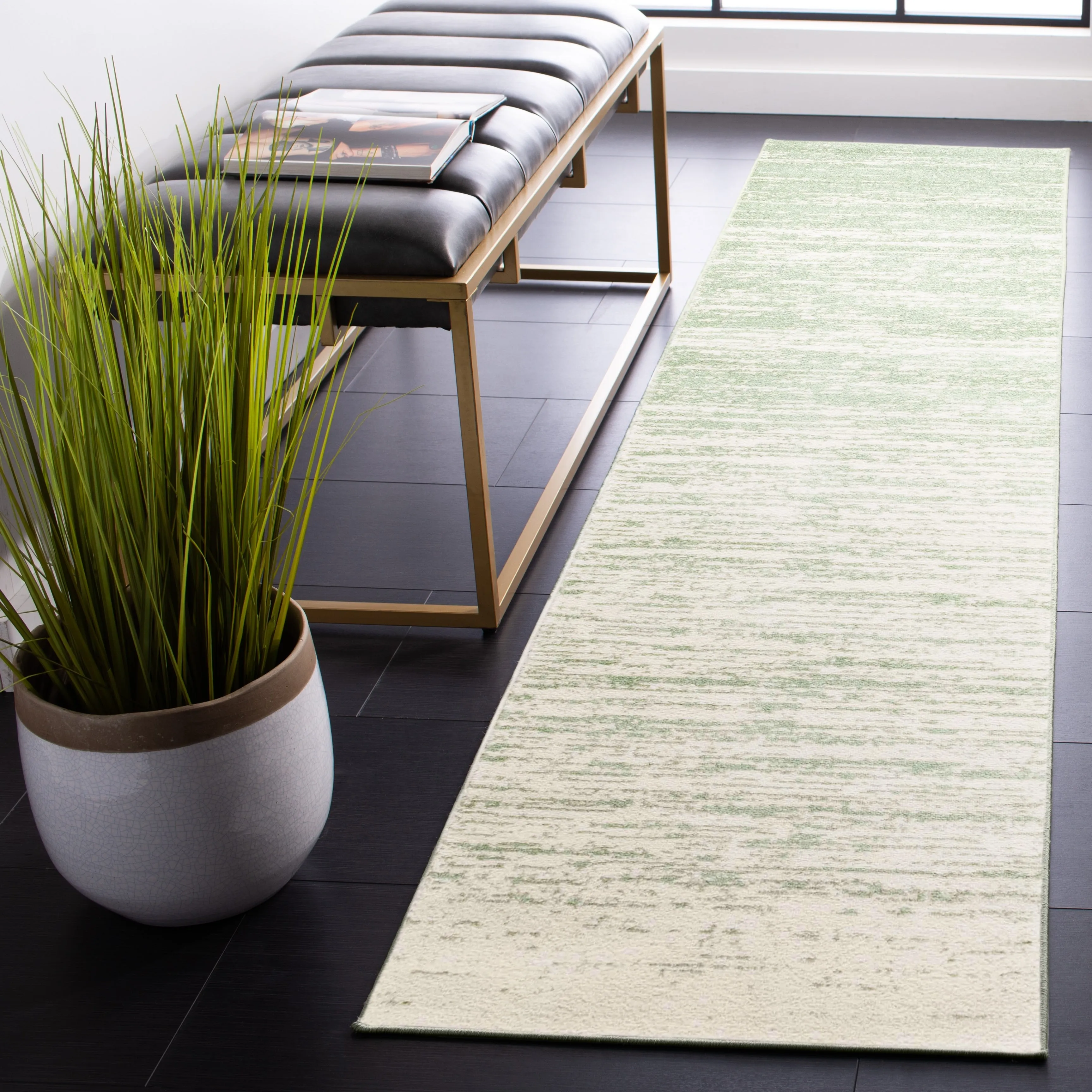 SAFAVIEH Adirondack Mieko Modern Ombre Distressed Area Rug