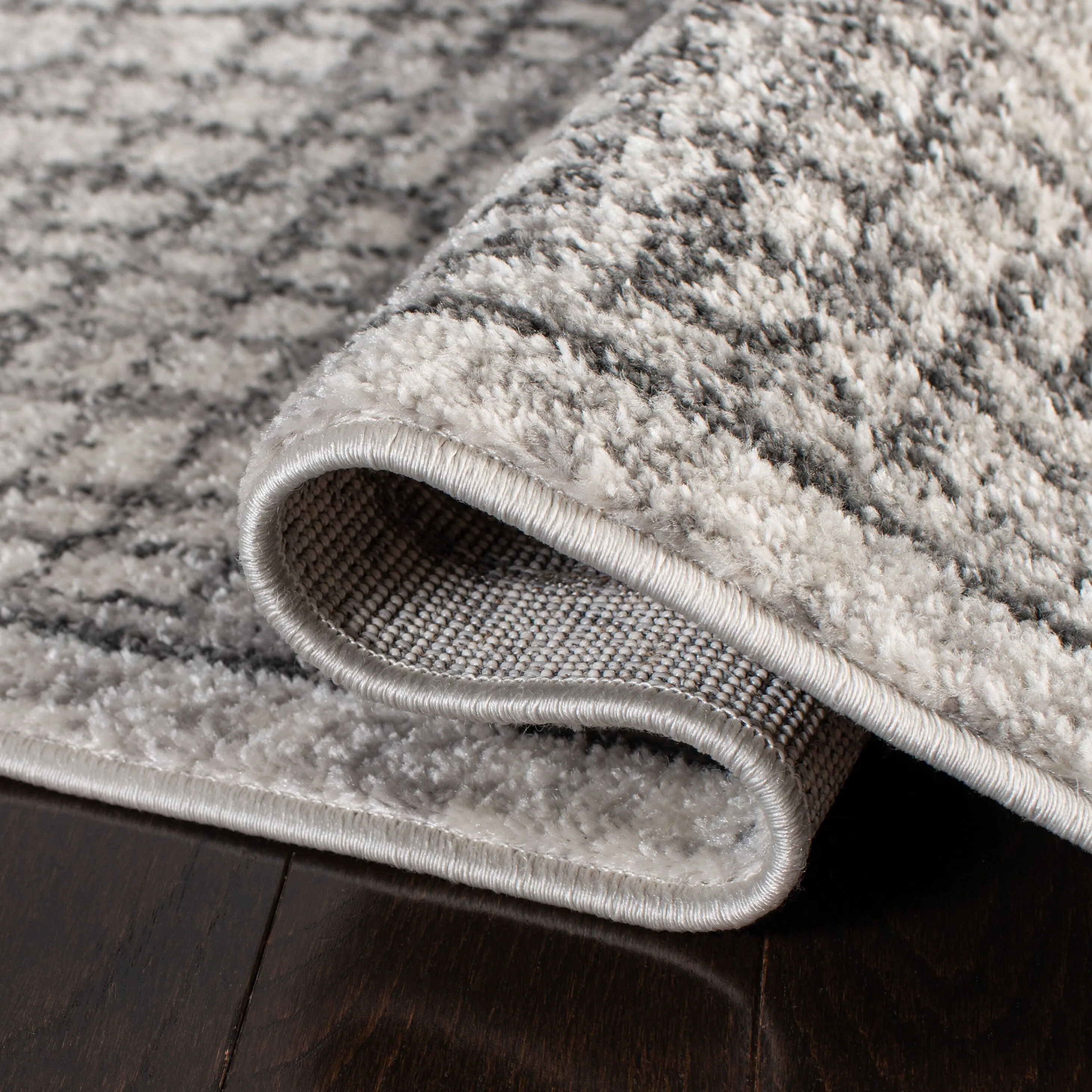 SAFAVIEH Adirondack Zoltanne Grid Distressed Rug