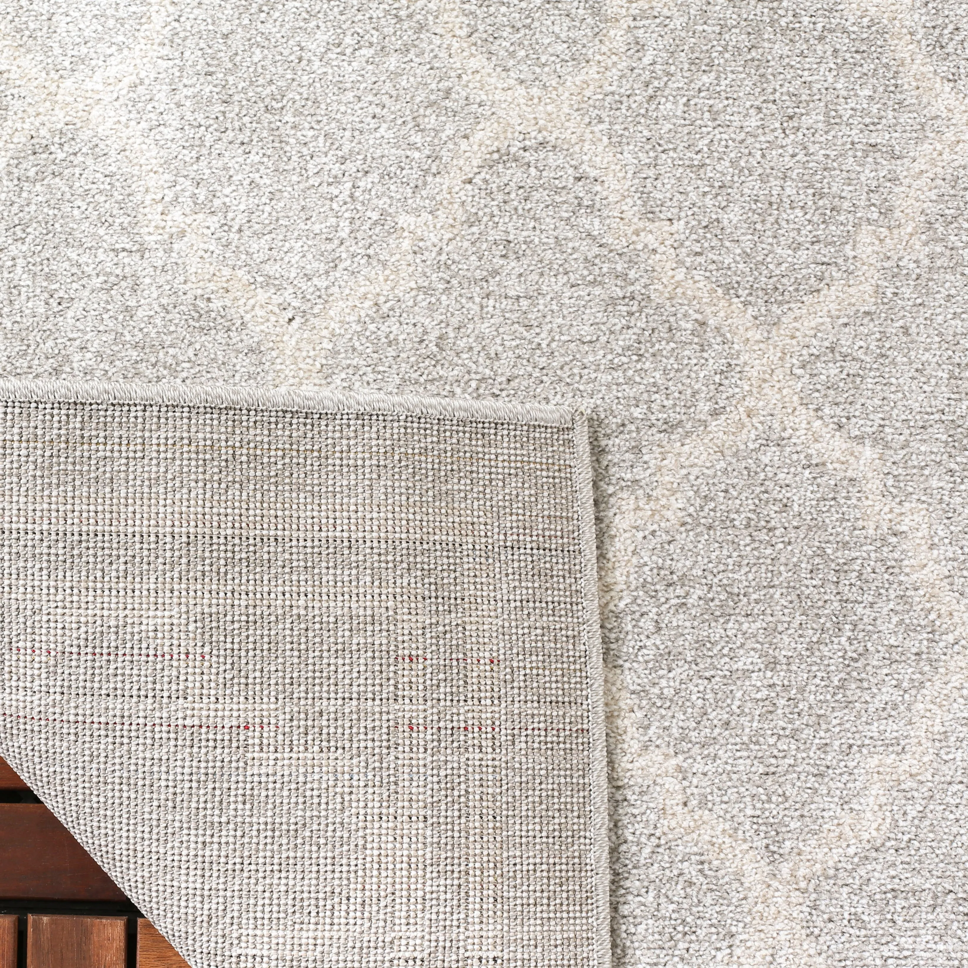 SAFAVIEH Amherst Namira Trellis Rug