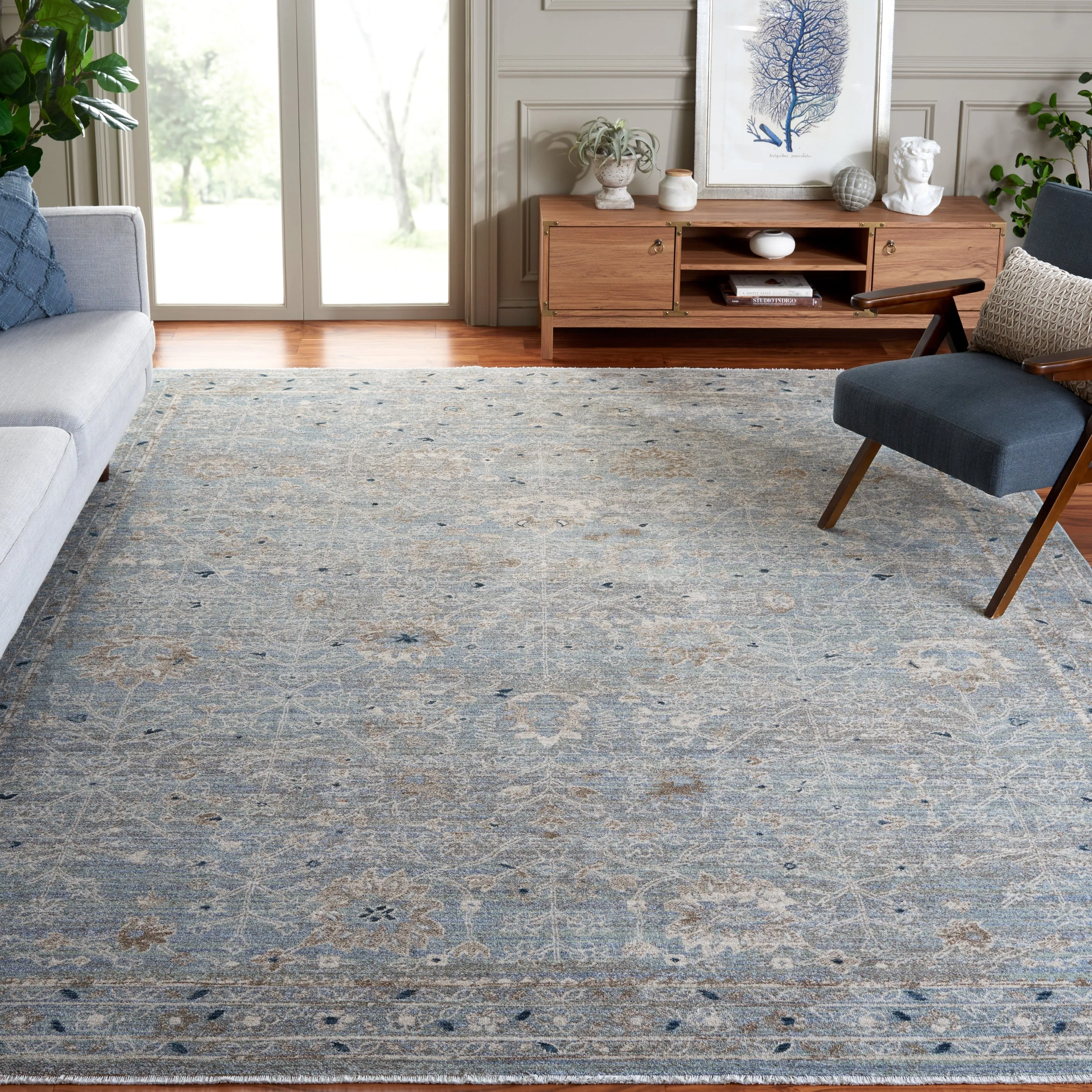 SAFAVIEH Antique Yasuyo Fatemeh Traditional Rug