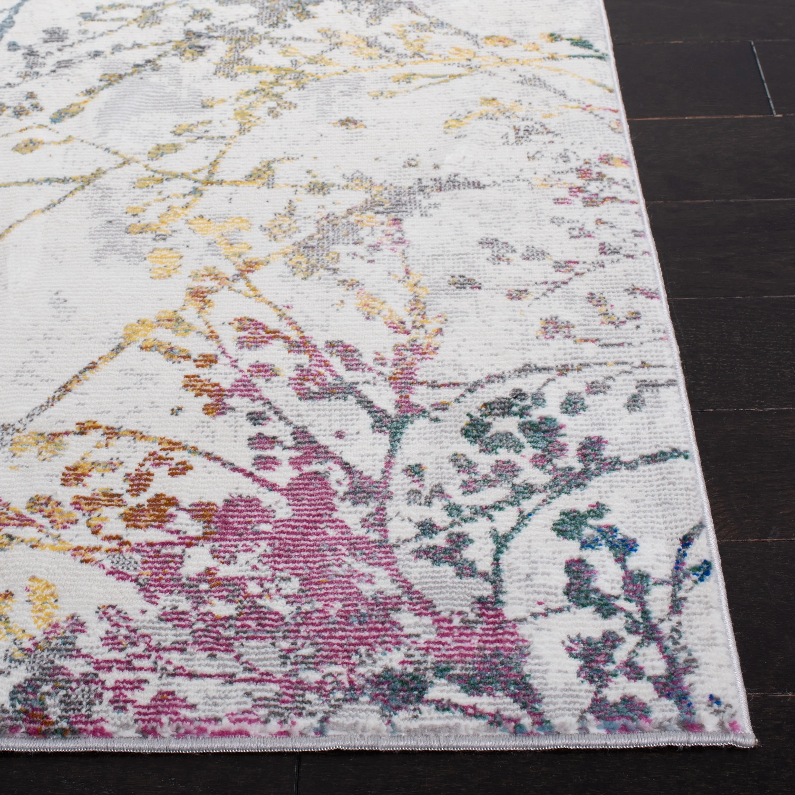 SAFAVIEH Aria Eden Floral Branches Rug