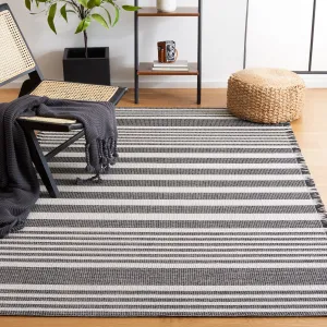 SAFAVIEH Augustine Avdotja Farmhouse Stripe Fringe Rug