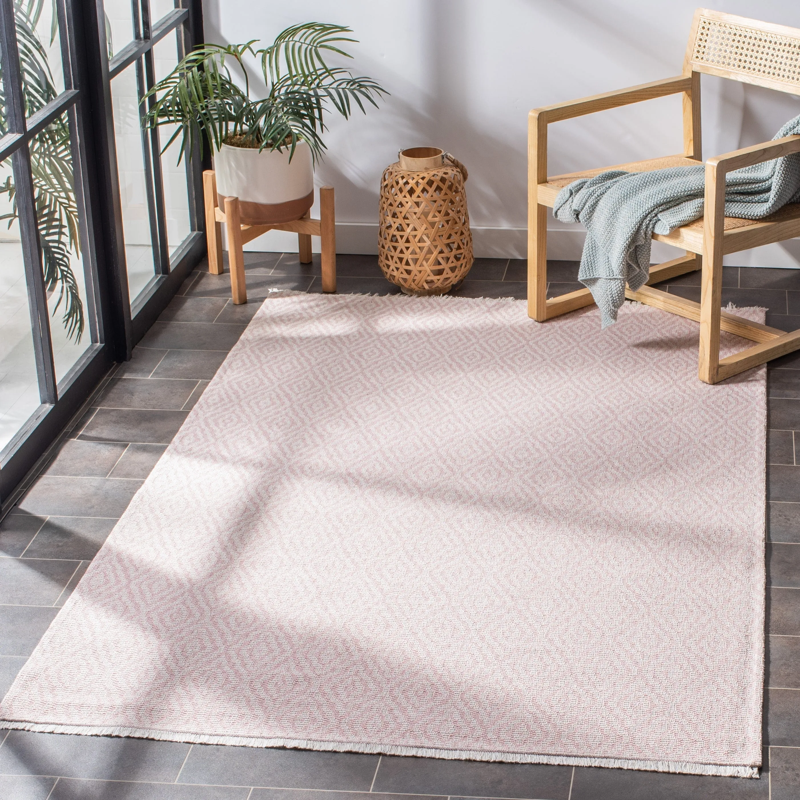 SAFAVIEH Augustine Canan Geometric Fringe Rug