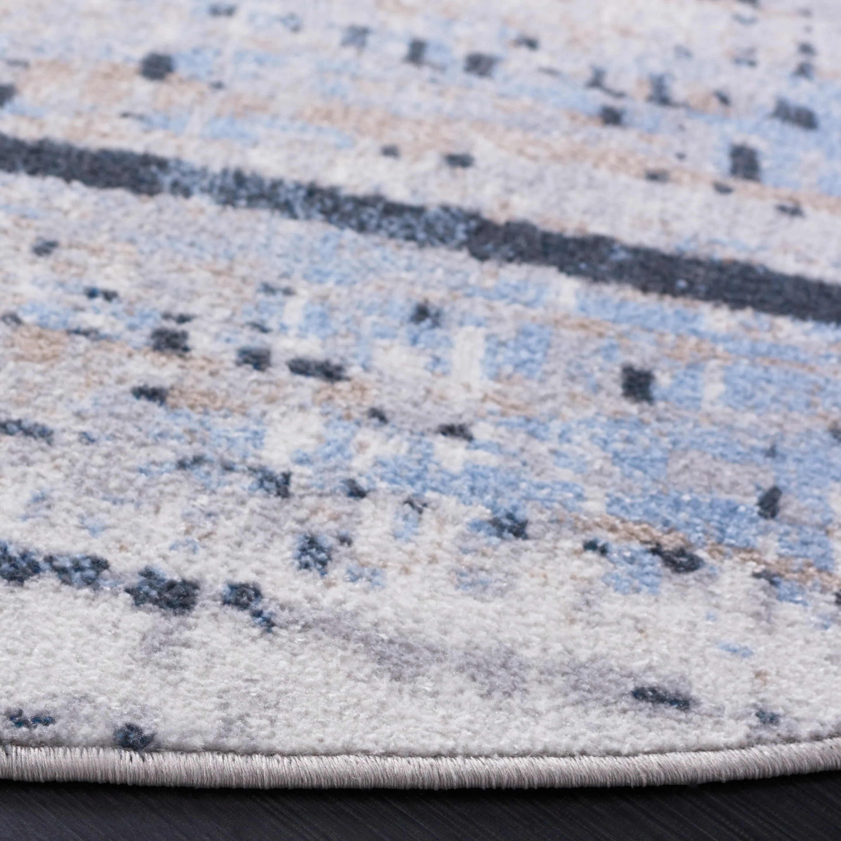 SAFAVIEH Bayside Machine Washable Shahnoza Modern Abstract Rug