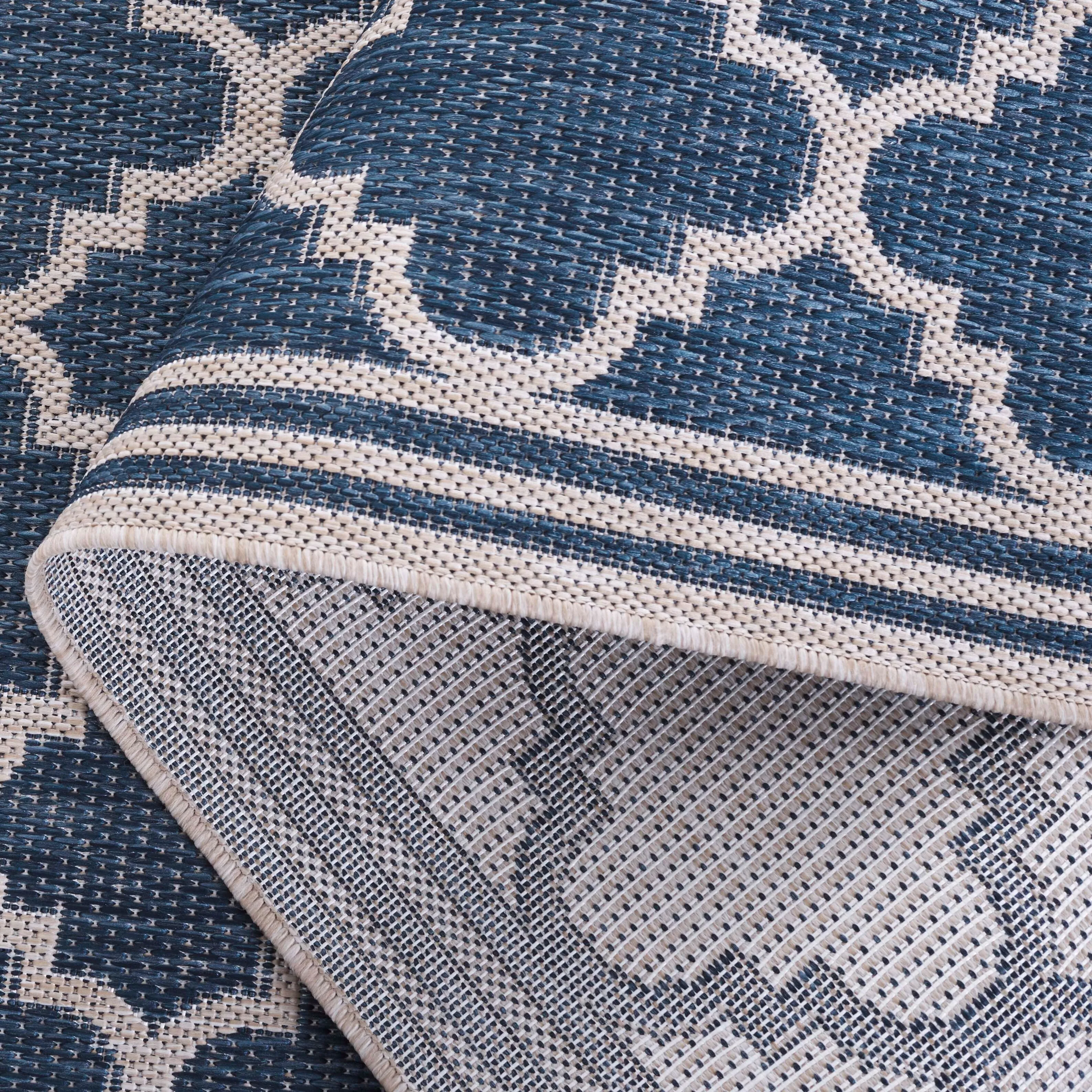 SAFAVIEH Beach House Elisaria Transitional Rug