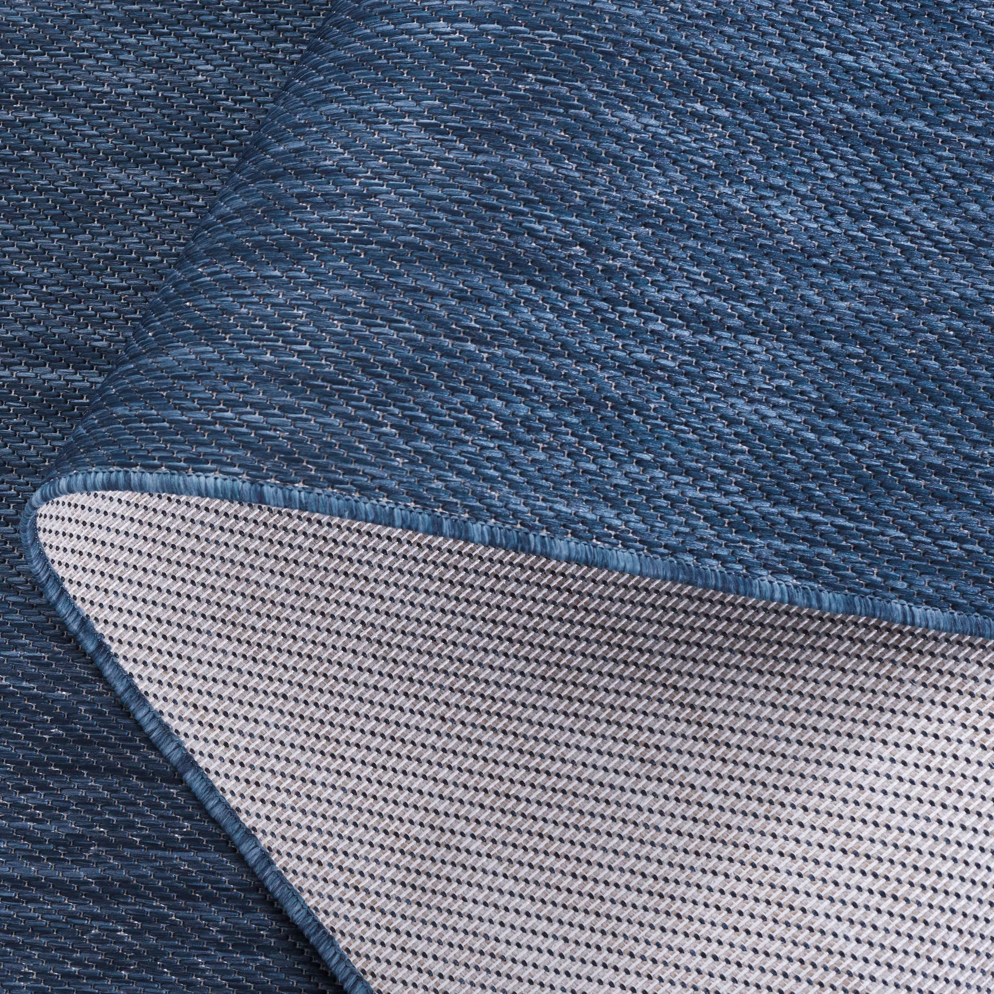 SAFAVIEH Beach House Umbra Transitional Rug