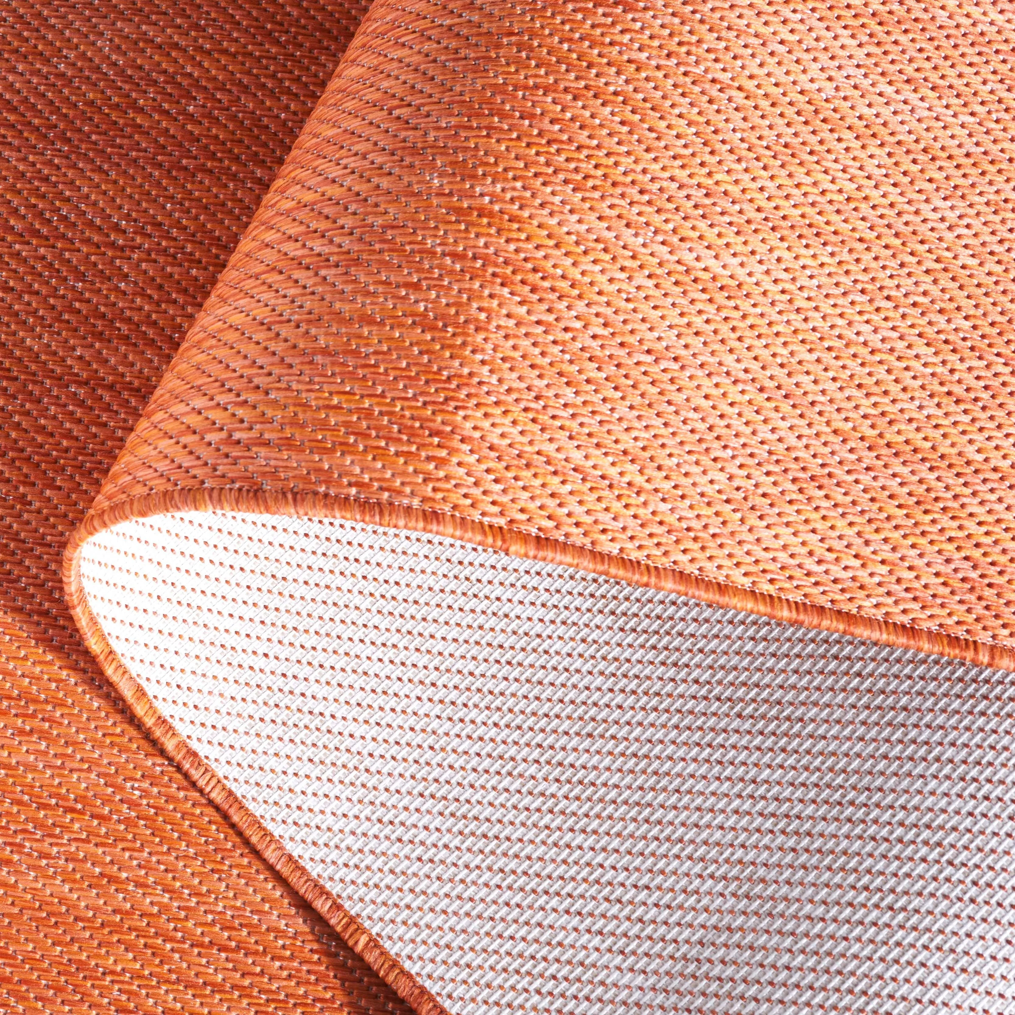 SAFAVIEH Beach House Umbra Transitional Rug