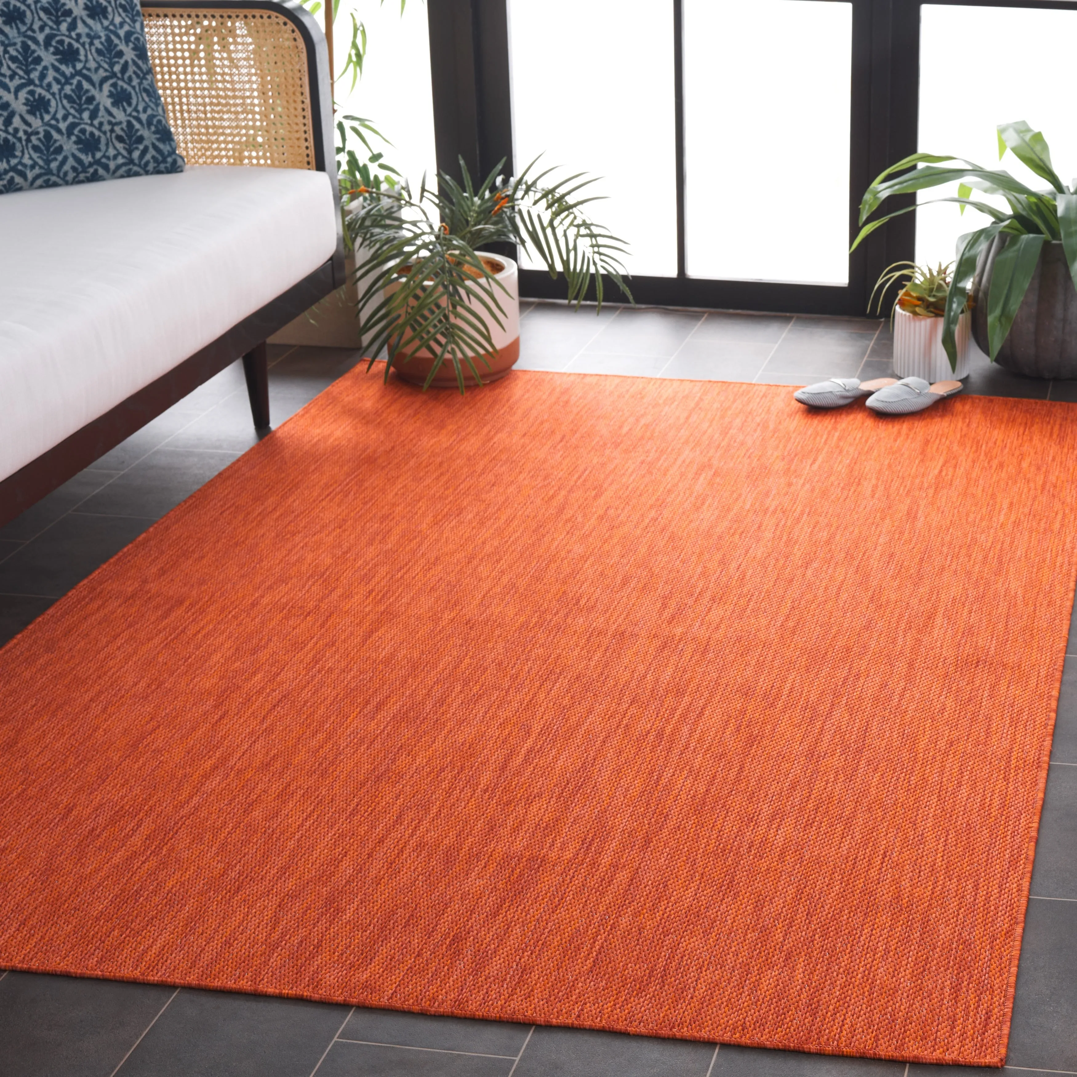 SAFAVIEH Beach House Umbra Transitional Rug