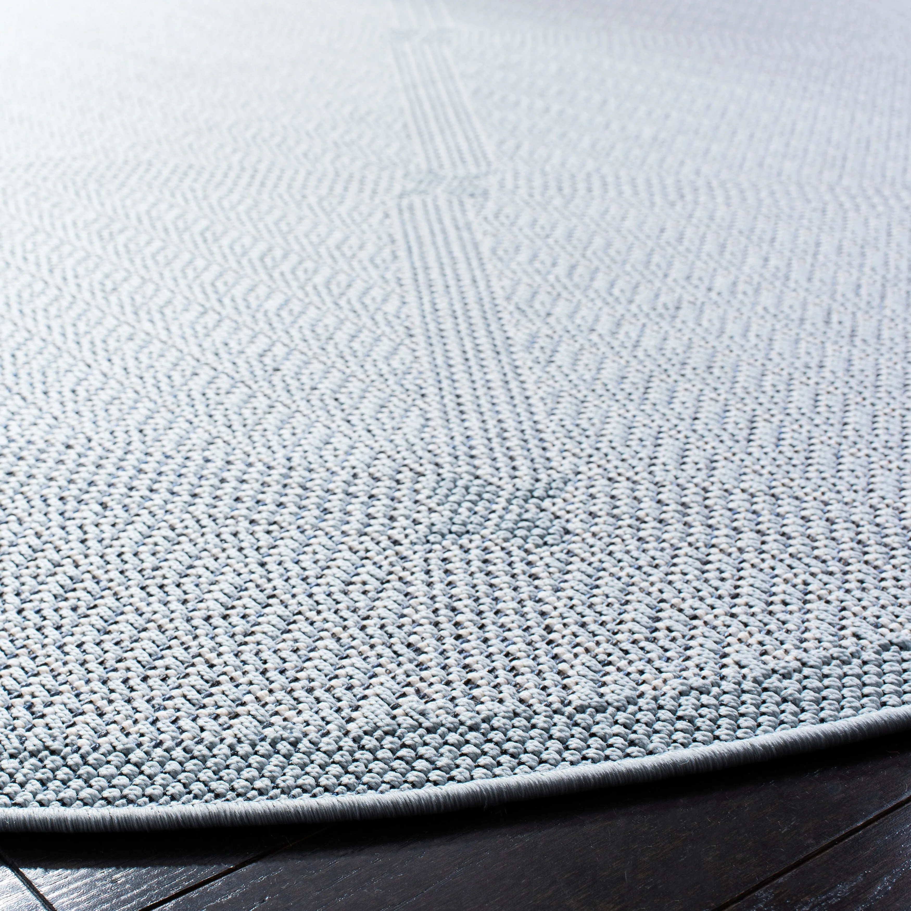 SAFAVIEH Bermuda Washable Rosenda Indoor/ Outdoor Waterproof Rug