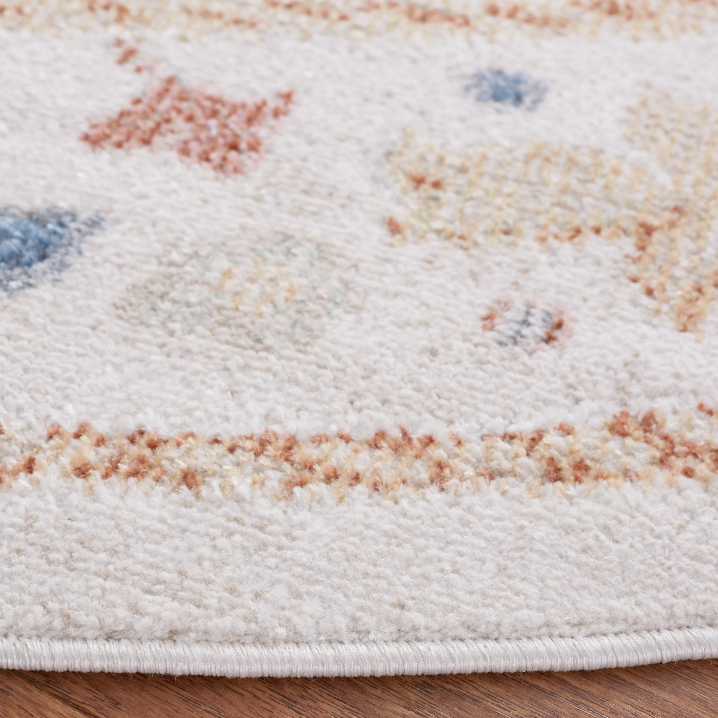 SAFAVIEH Blair Machine Washable Colombina Slip Resistant Oriental Rug