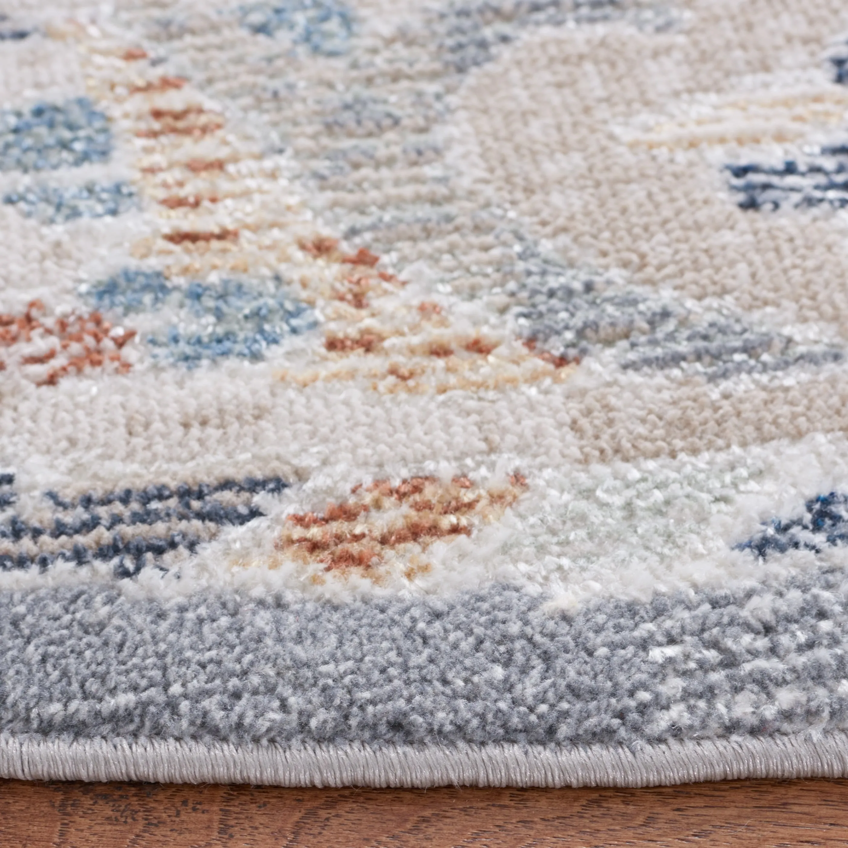 SAFAVIEH Blair Machine Washable Malakah Slip Resistant Rug