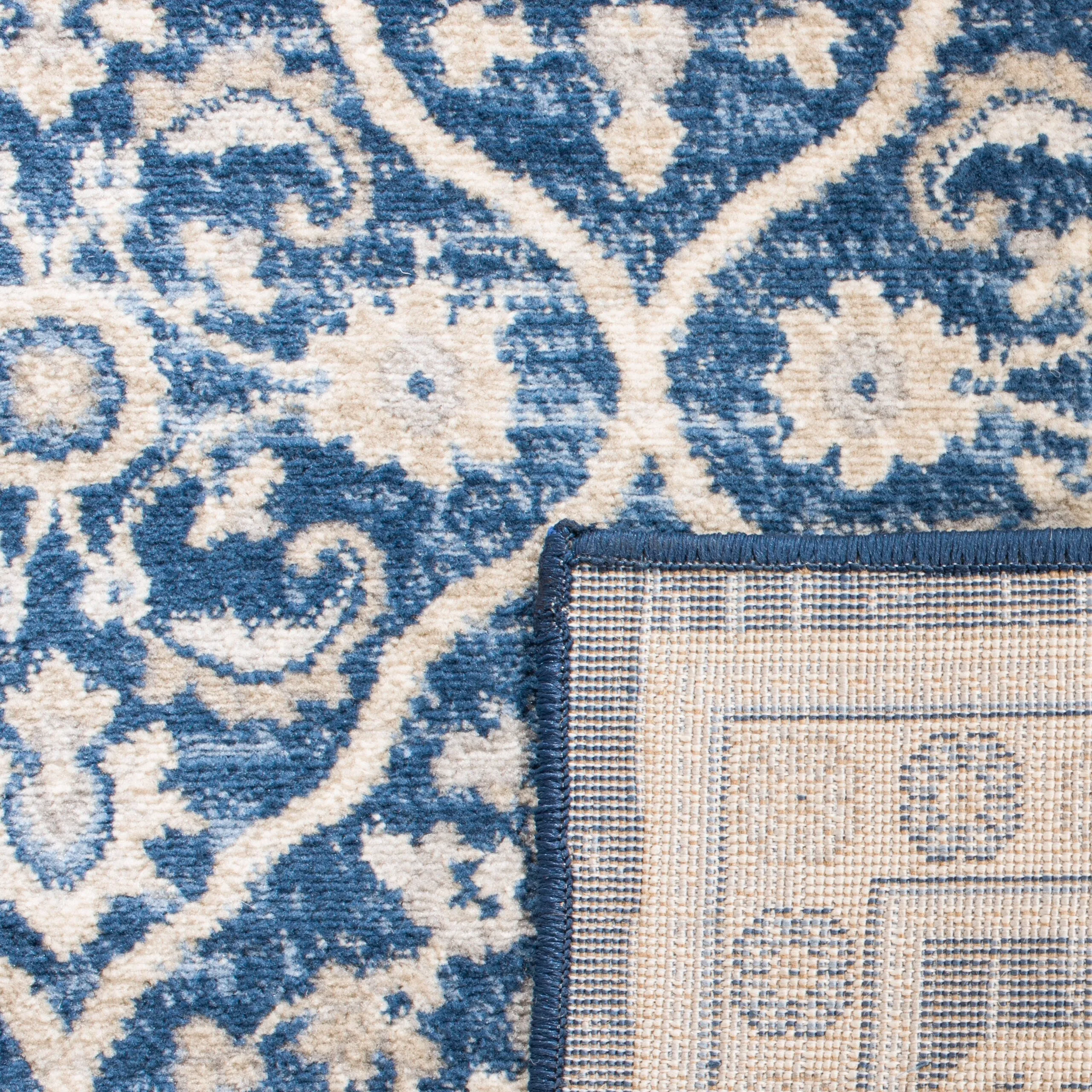 SAFAVIEH Brentwood Darcia Traditional Oriental Rug - Navy/Light Grey - 5' 3 x 7' 6