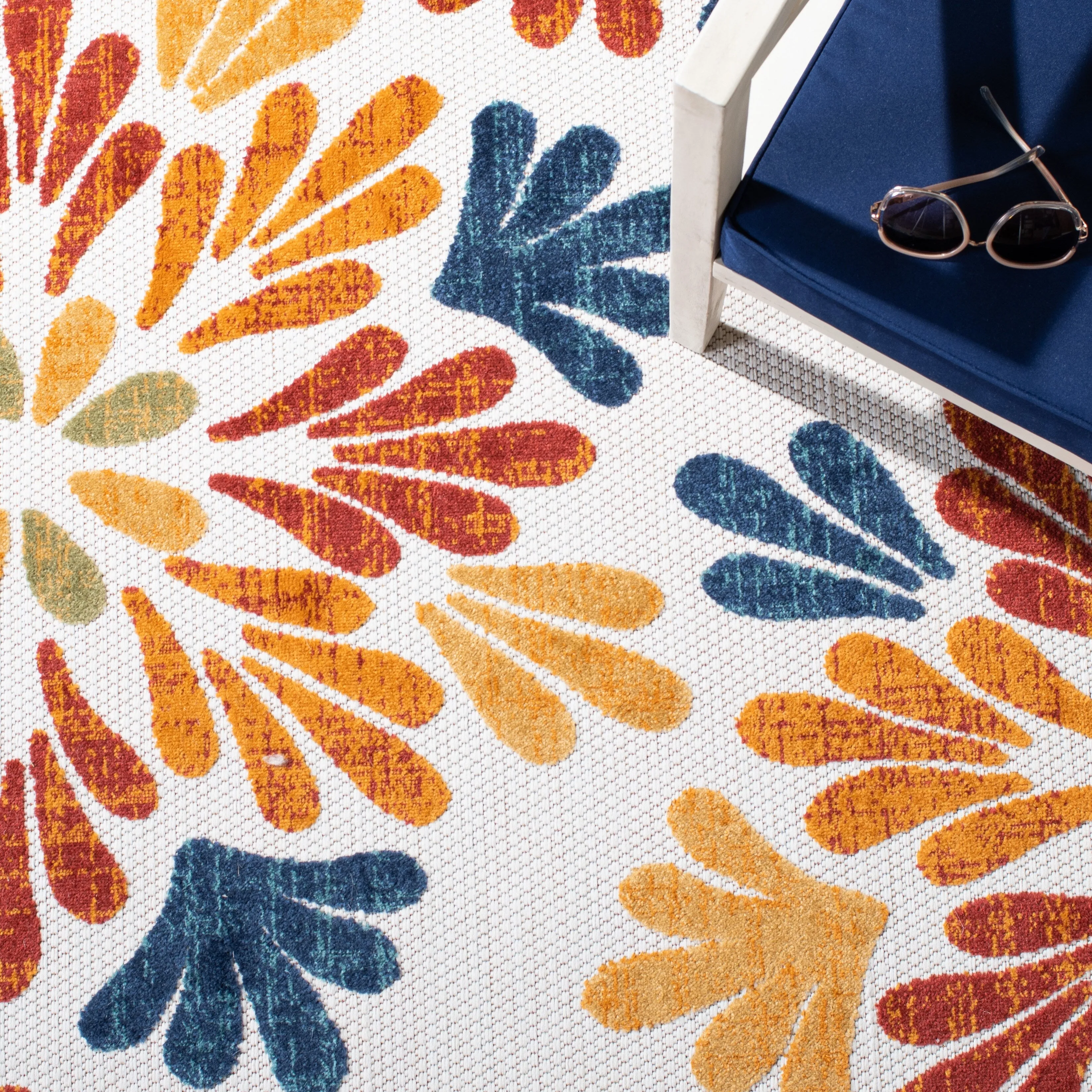 SAFAVIEH Cabana Diellza Indoor/ Outdoor Waterproof Patio Floral Rug