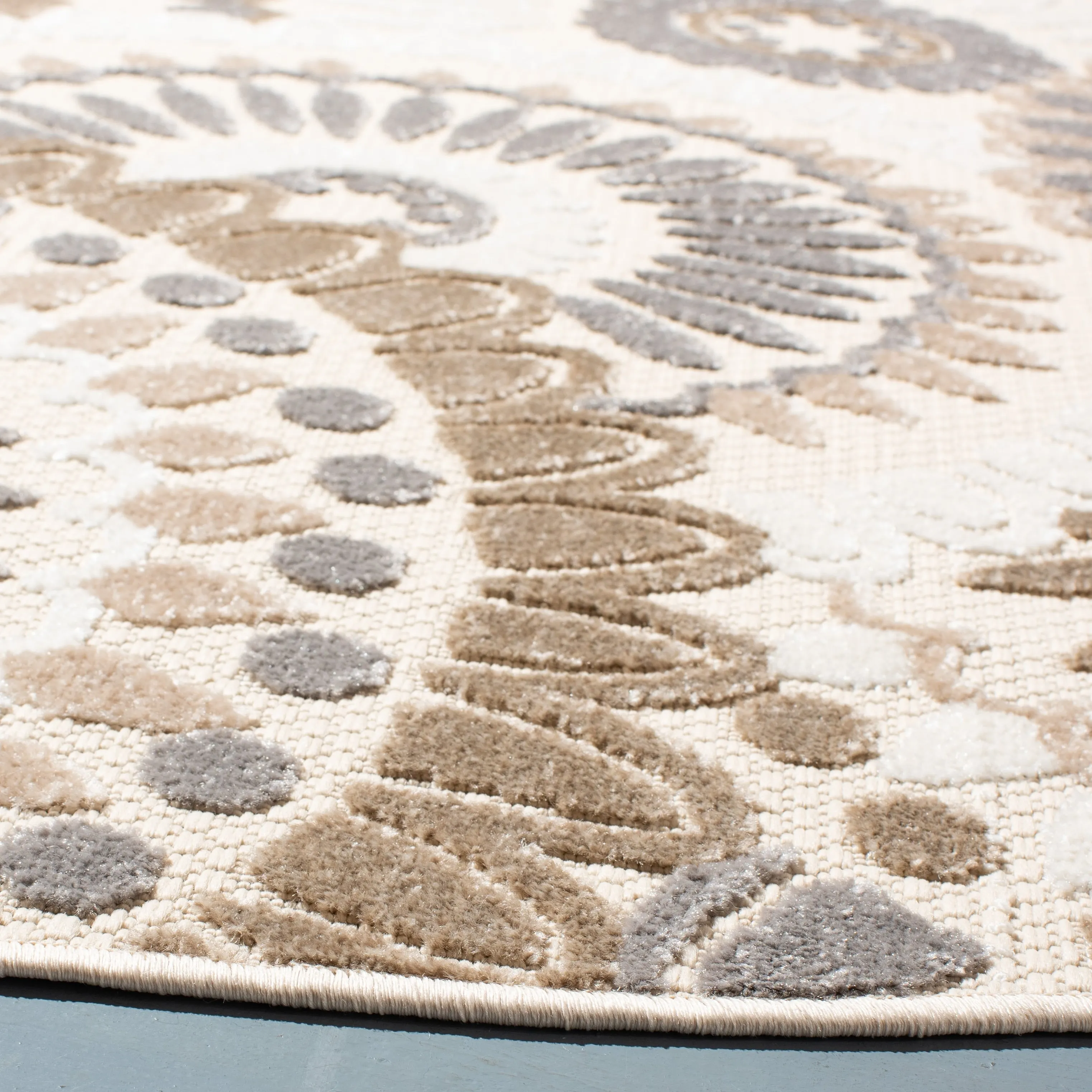 SAFAVIEH Cabana Marii Indoor/ Outdoor Waterproof Patio Floral Rug