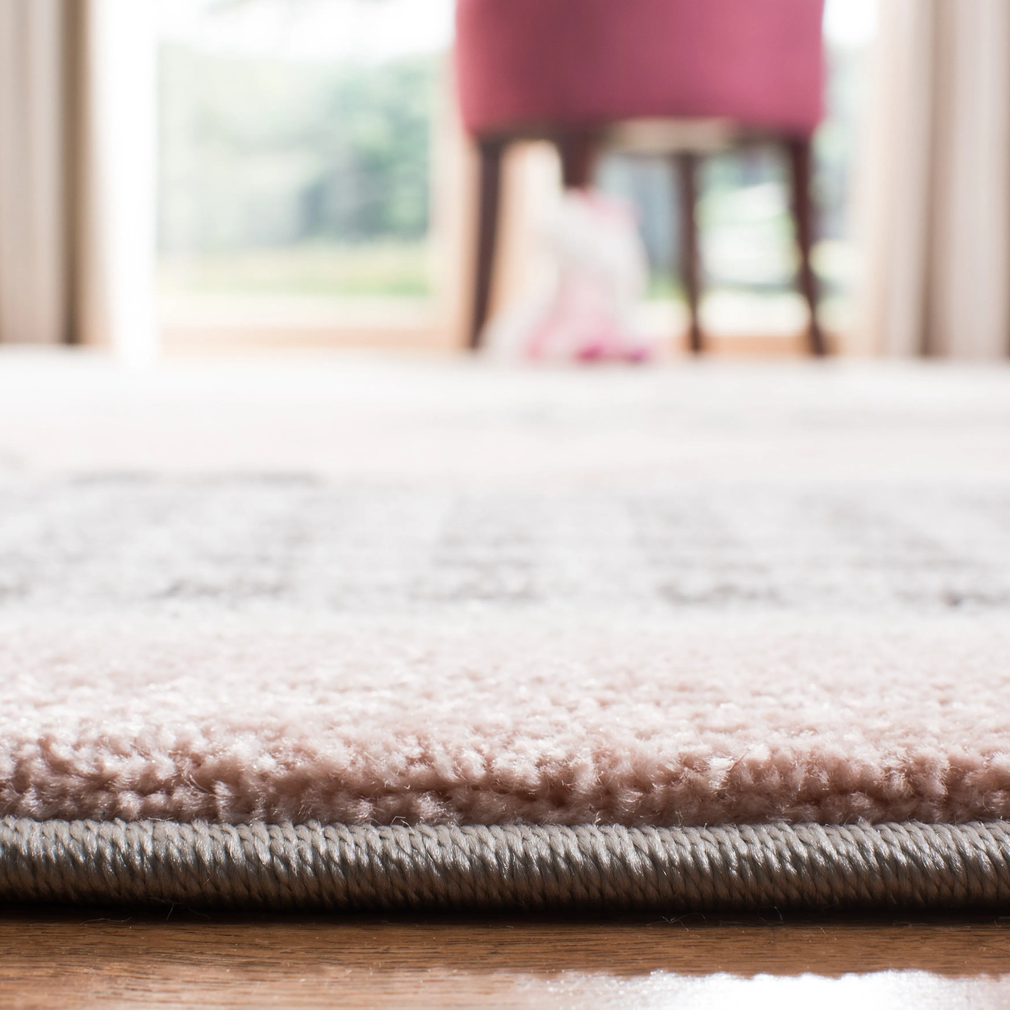 SAFAVIEH Carousel Kids Merja Elephant Rug