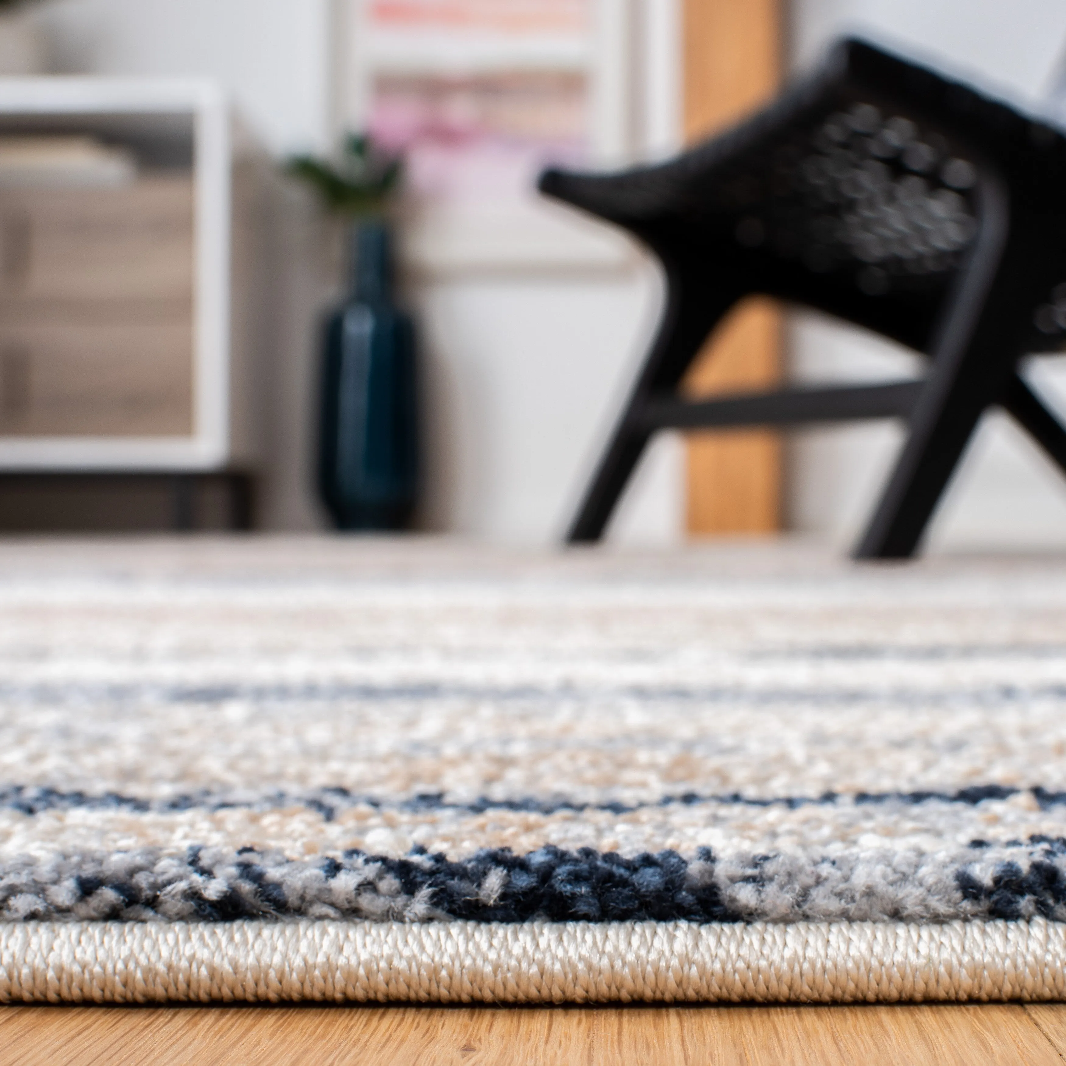 SAFAVIEH Coppertone Thaleia Abstract Distressed Rug