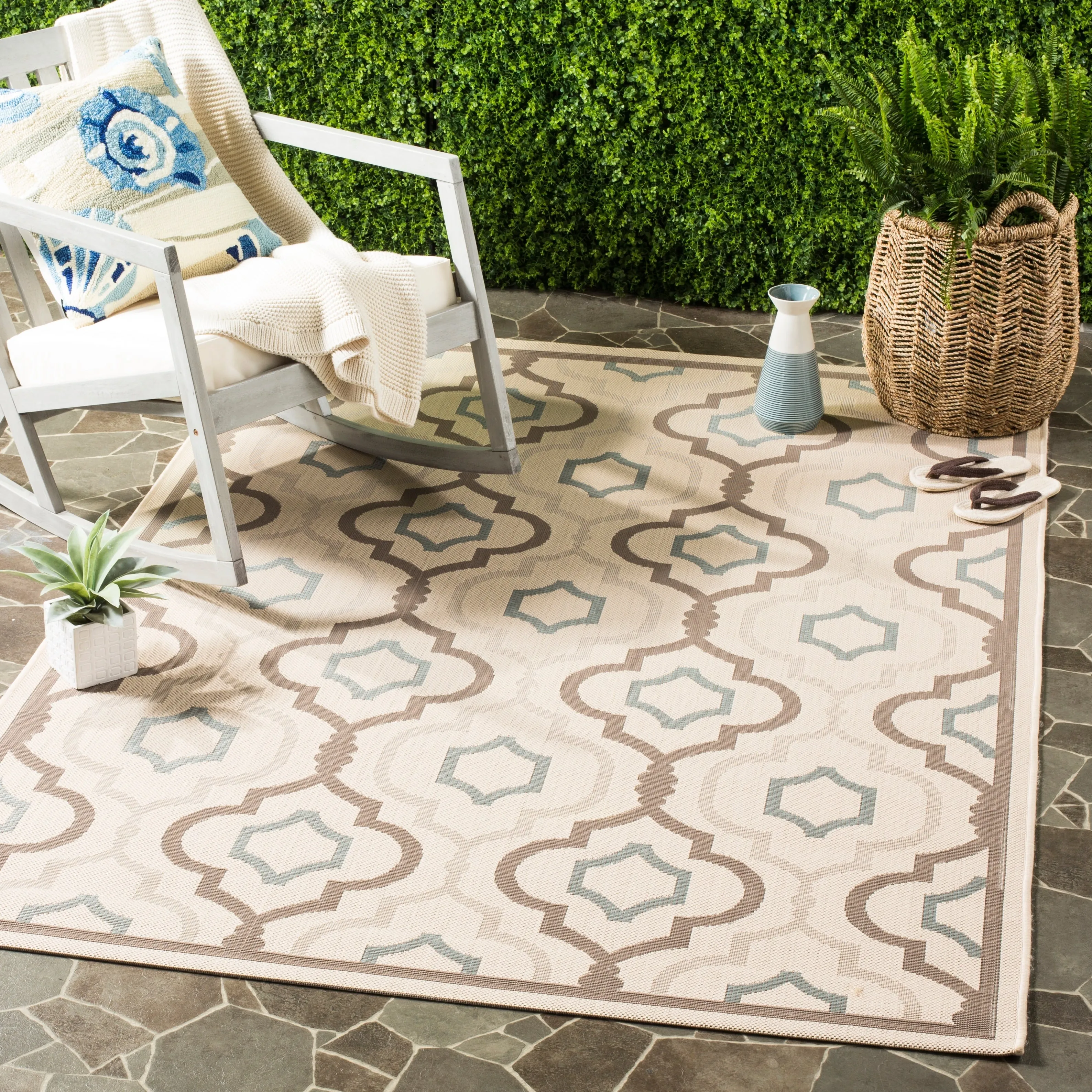 SAFAVIEH Courtyard Annmarie Indoor/ Outdoor Waterproof Patio Backyard Rug - Beige/Dark Beige - 5'3 x 7'7