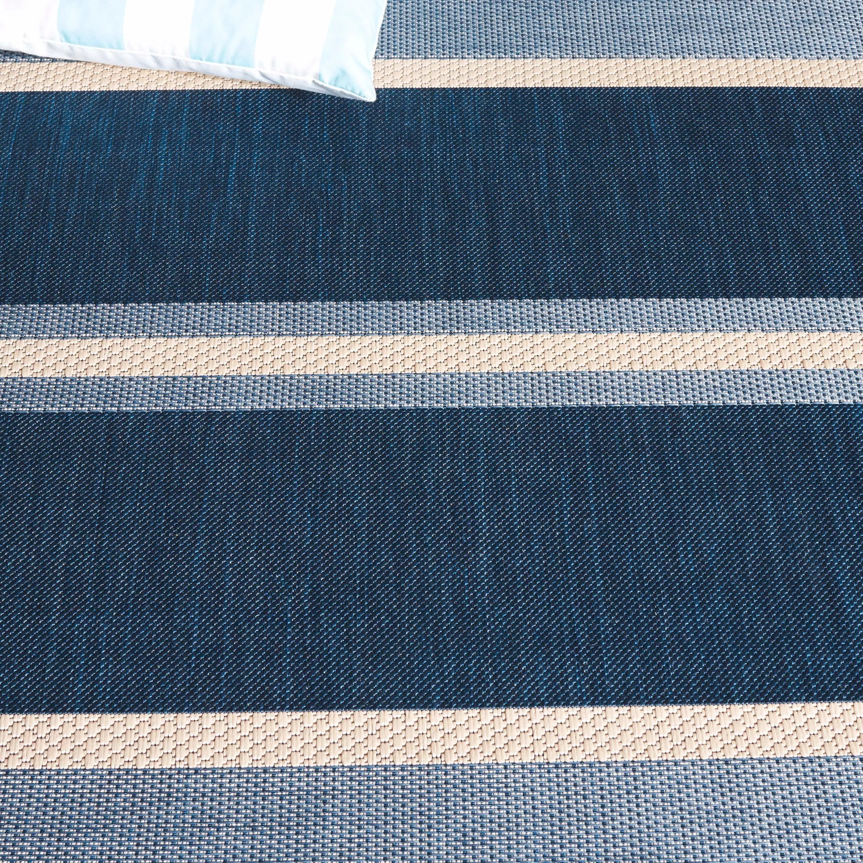 SAFAVIEH Courtyard Babet Transitional Rug - Navy Blue/Beige - 5'1 x 7'6