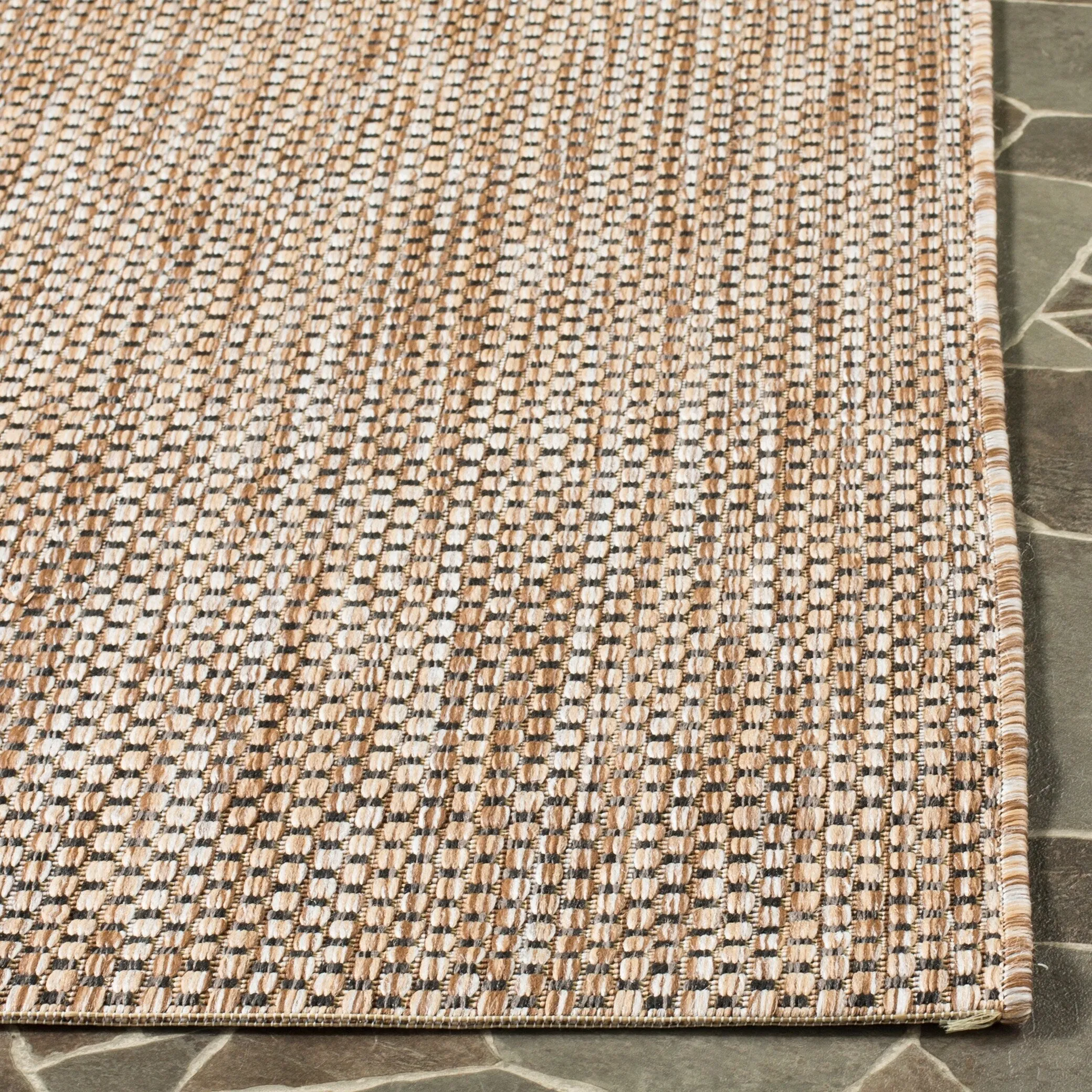SAFAVIEH Courtyard Begajeta Indoor/Outdoor Waterproof Patio Backyard Rug.