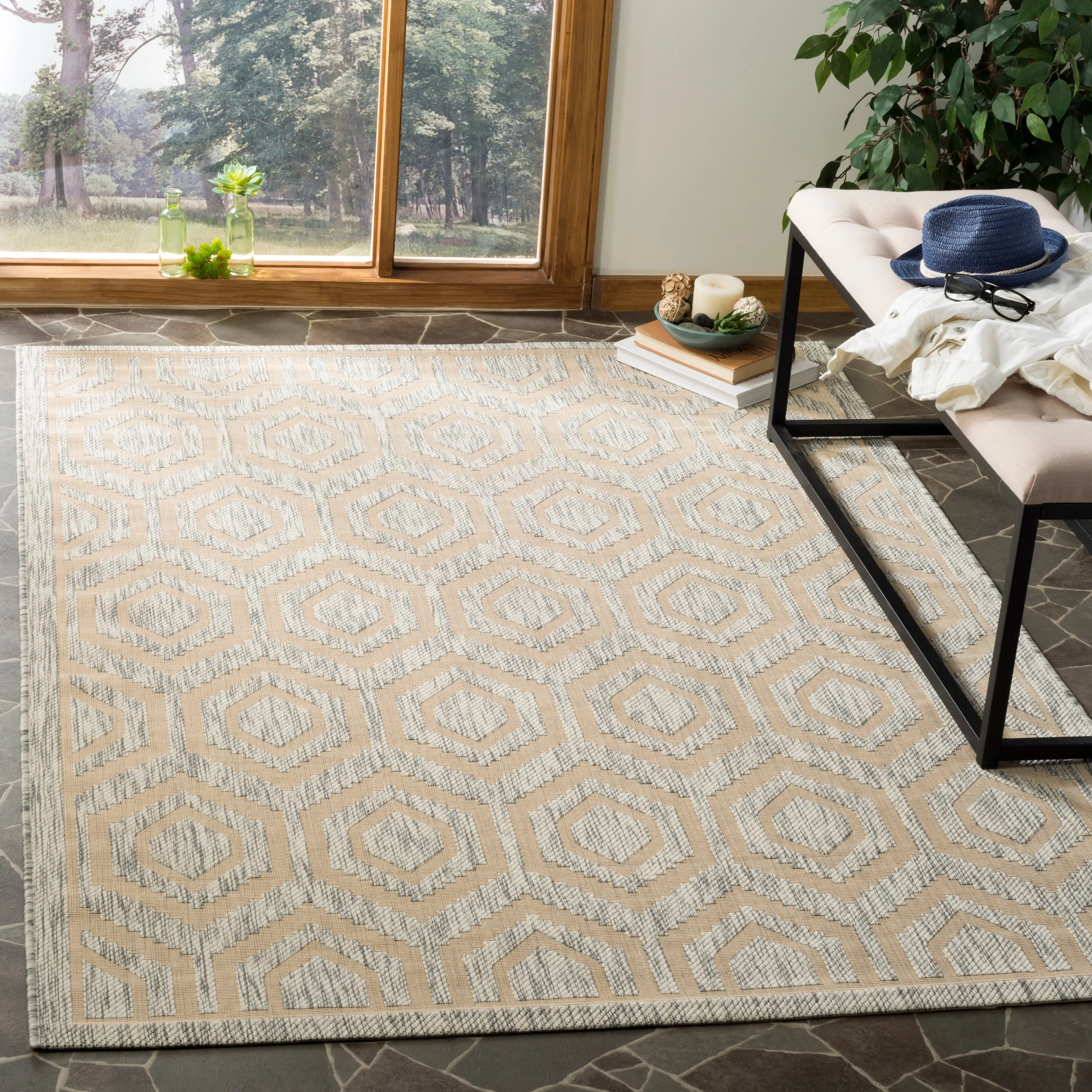 SAFAVIEH Courtyard Carolee Indoor/ Outdoor Patio Backyard Rug