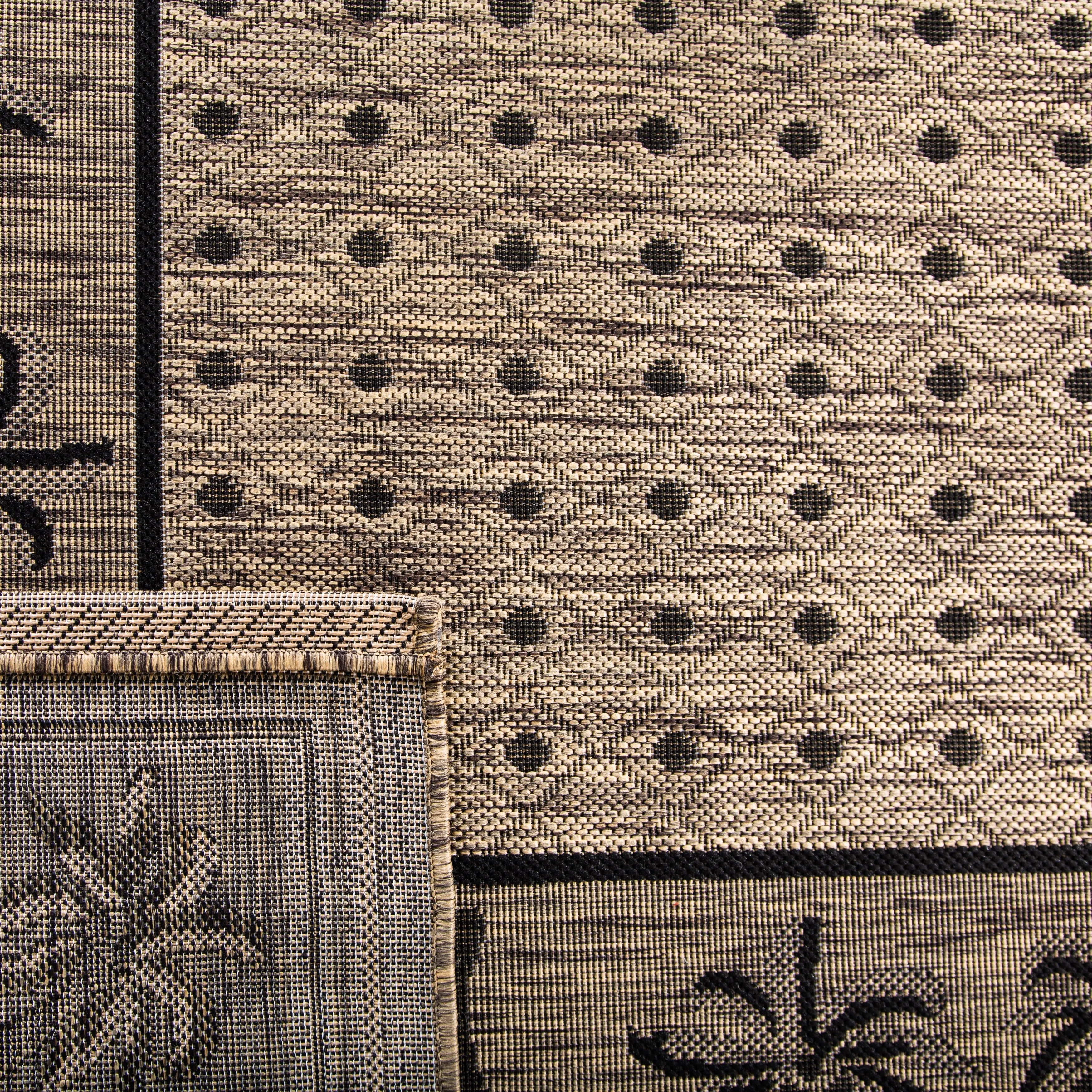 SAFAVIEH Courtyard Merilin Indoor/ Outdoor Geometric Area Rug