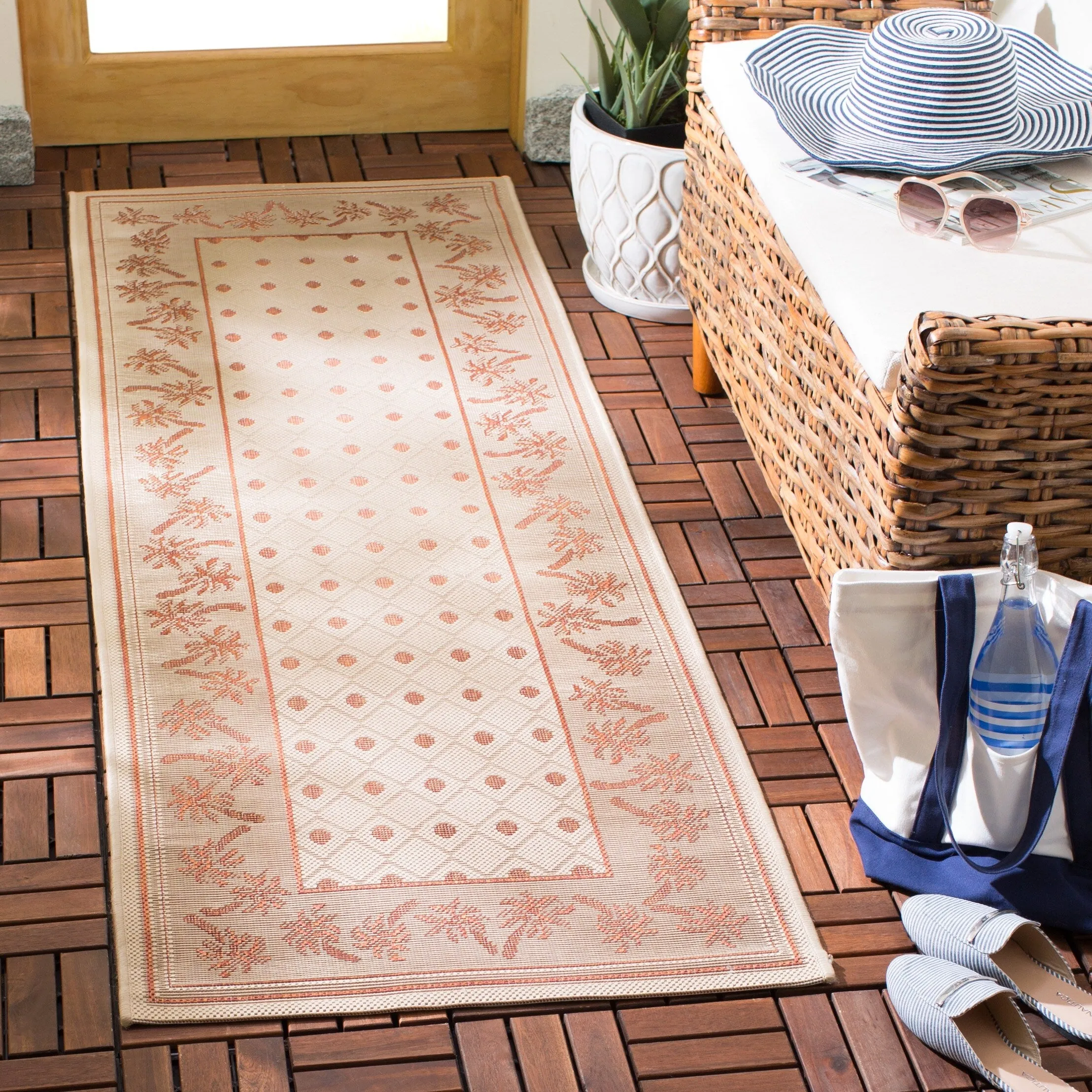 SAFAVIEH Courtyard Merilin Indoor/ Outdoor Geometric Area Rug