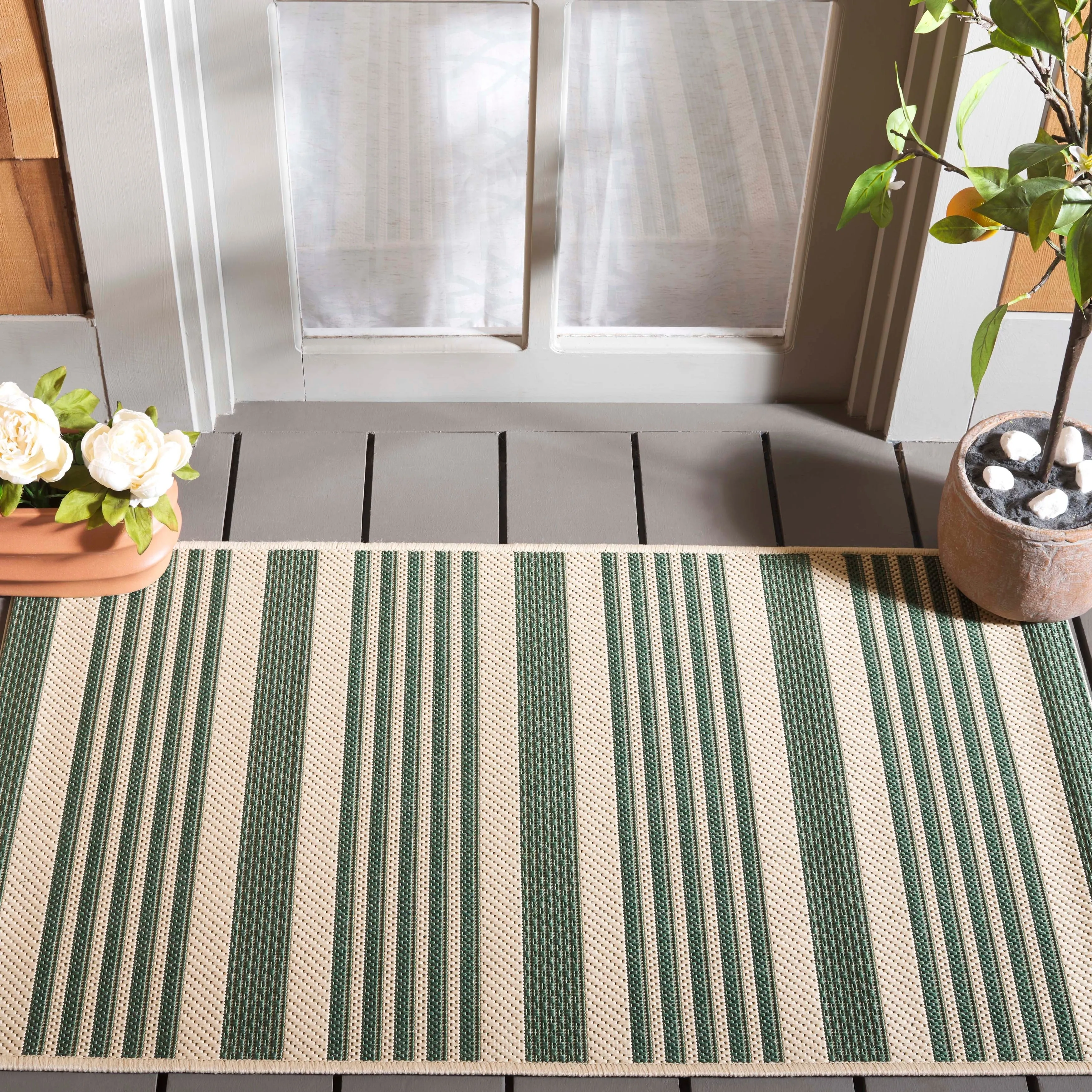 SAFAVIEH Courtyard Orsi Indoor/ Outdoor Waterproof Area Rug