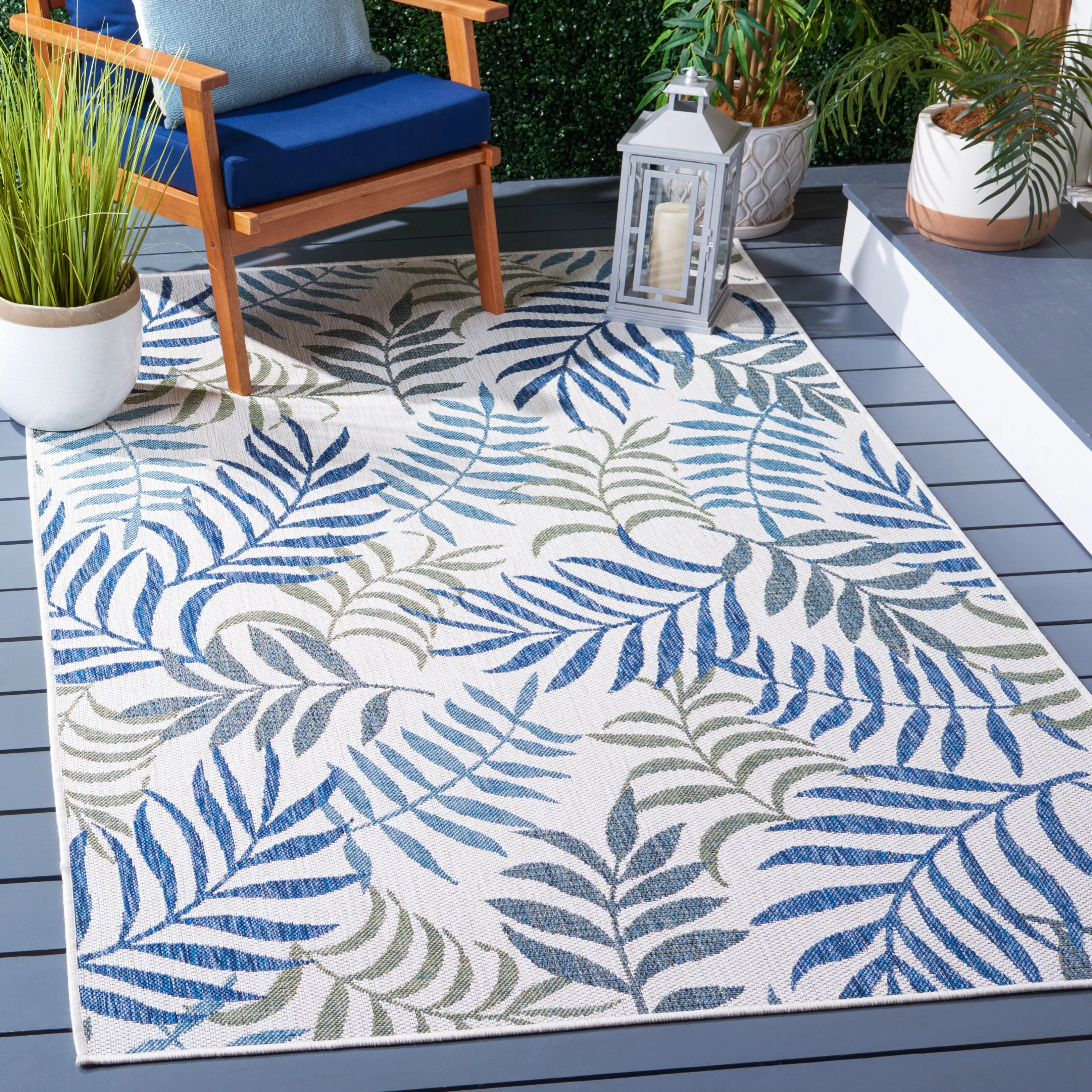 SAFAVIEH Courtyard Sanam Indoor/ Outdoor Rug - Beige/Green Blue - 4' x 5'7