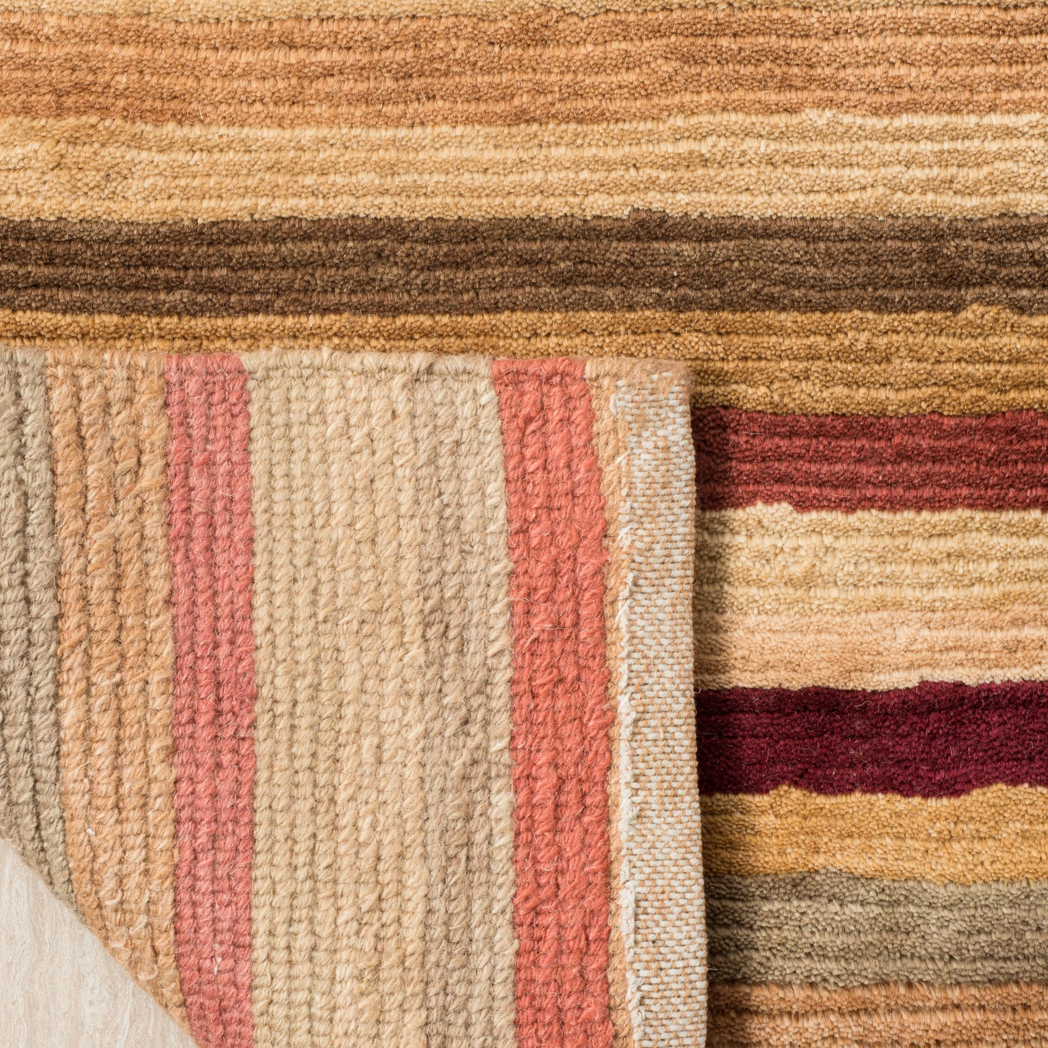 SAFAVIEH Couture Hand-knotted Tibetan Soledade Modern Wool Rug with