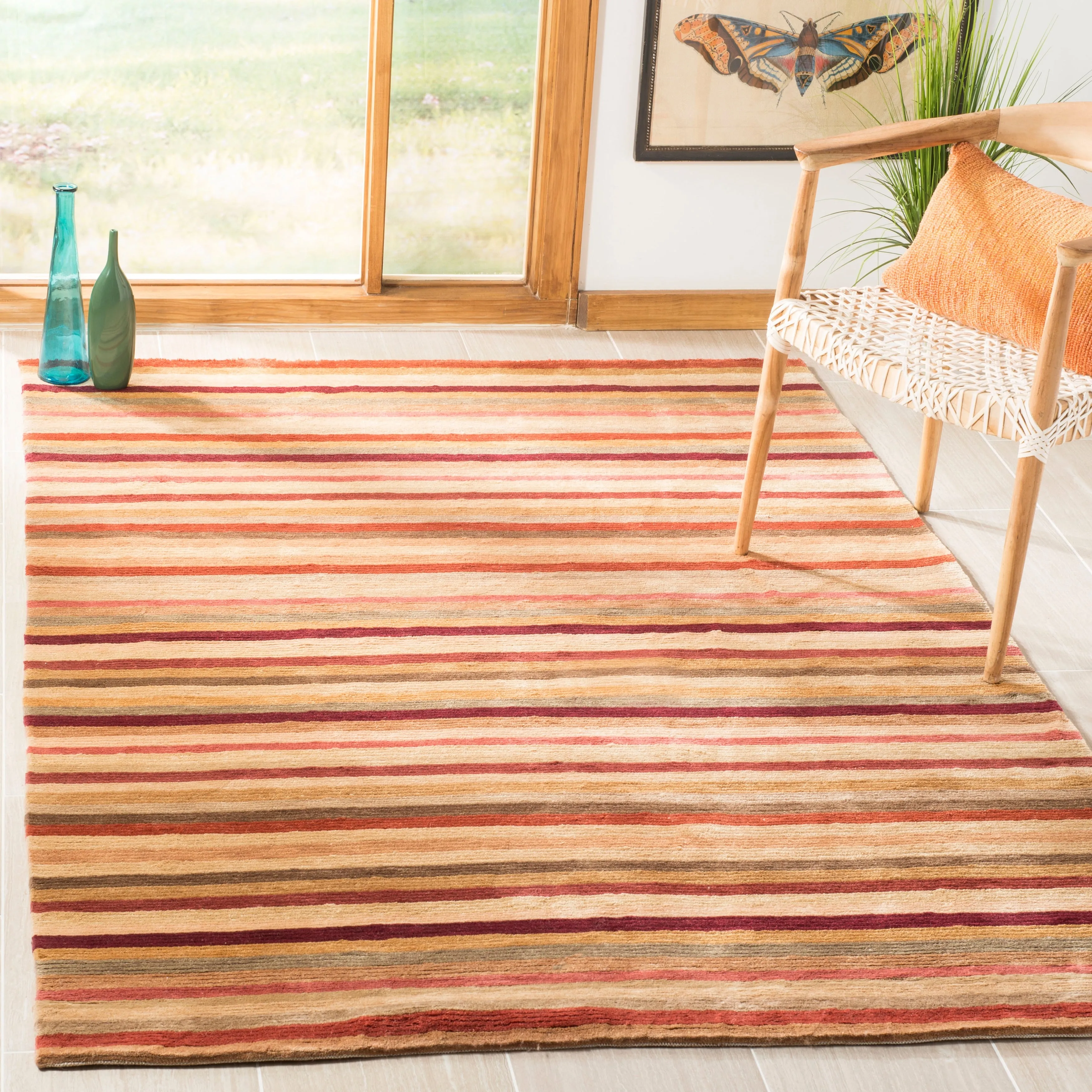 SAFAVIEH Couture Hand-knotted Tibetan Soledade Modern Wool Rug with