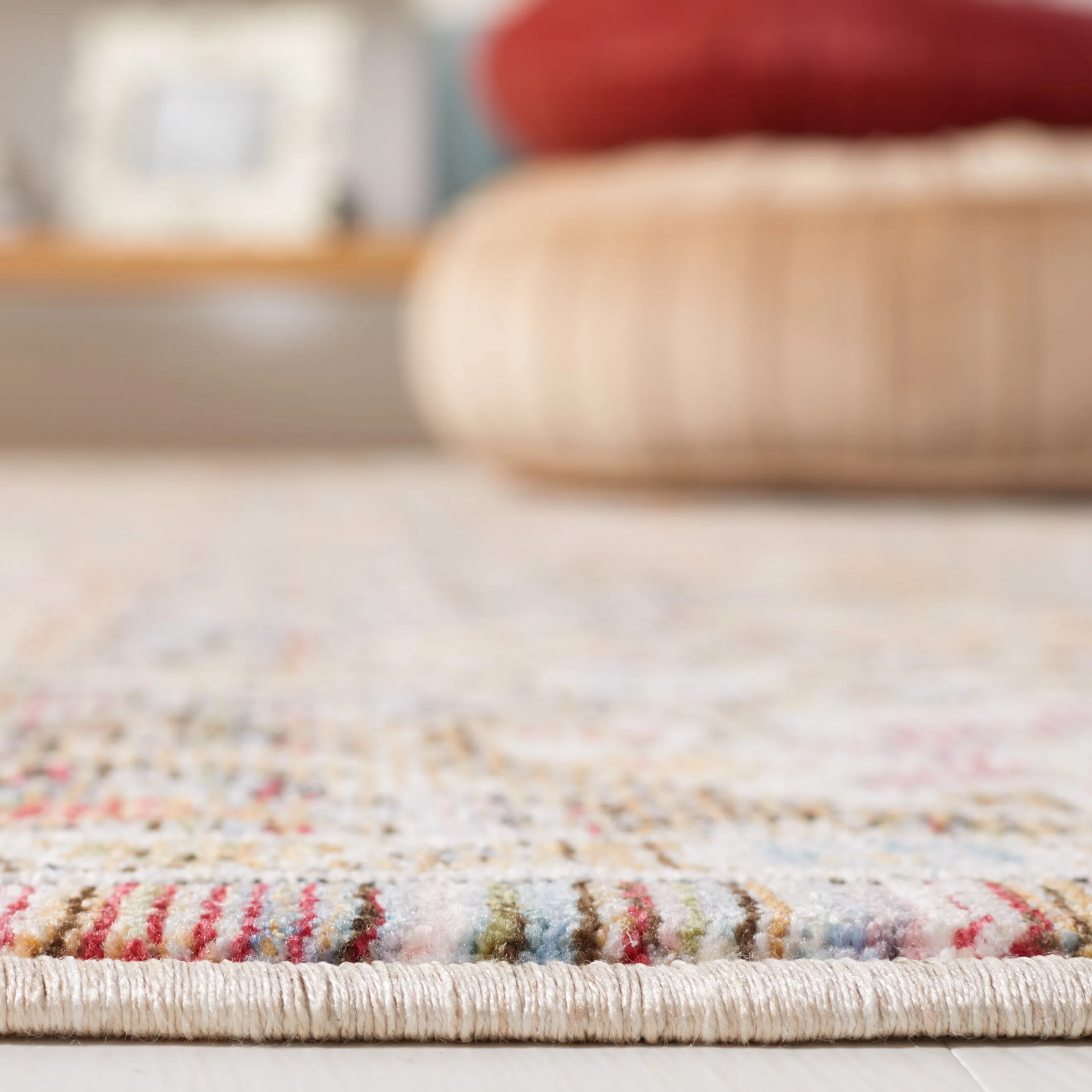 SAFAVIEH Crimson Cisca Oriental Rug