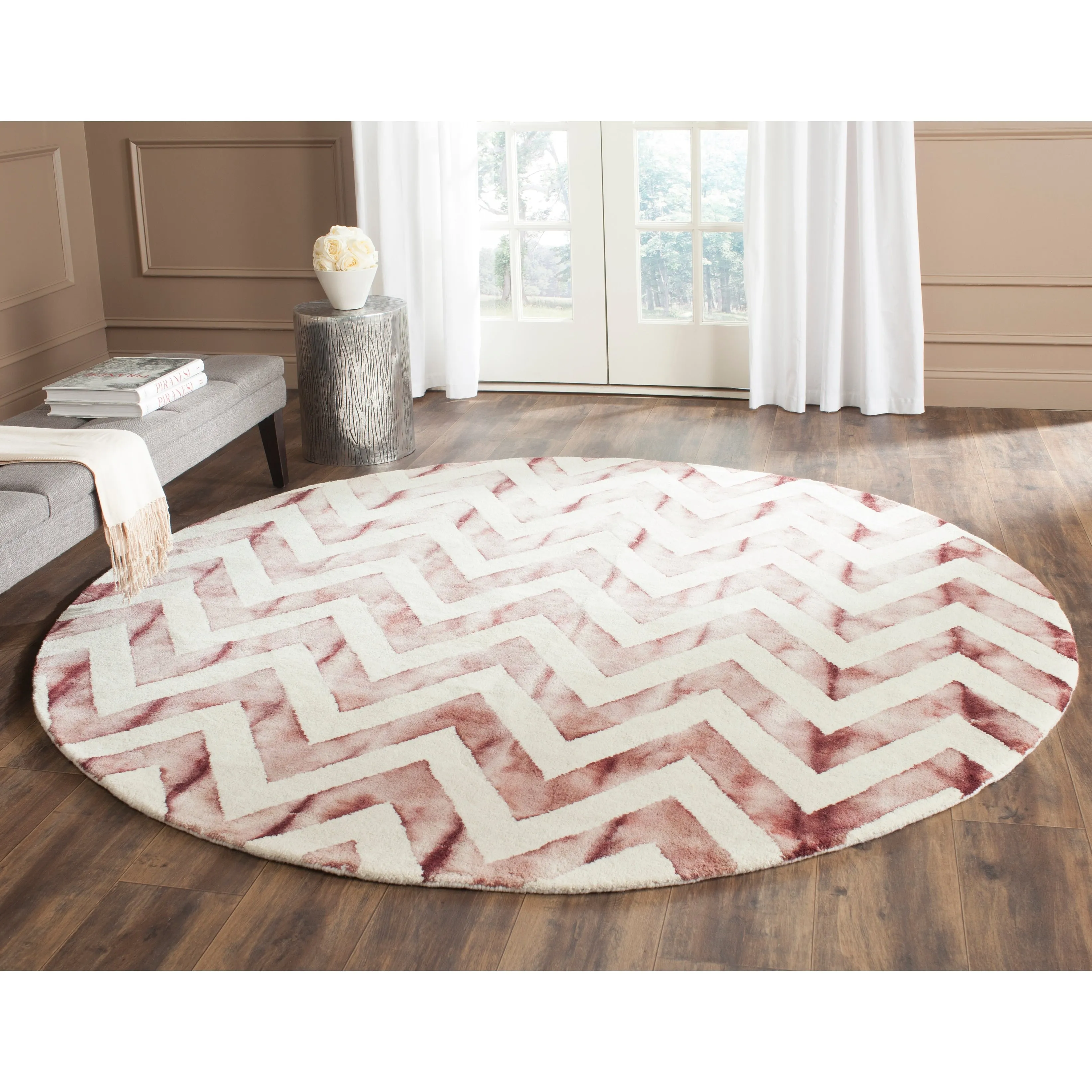 SAFAVIEH Dip Dye Erkhild Hand-tufted Wool Chevron Area Rug