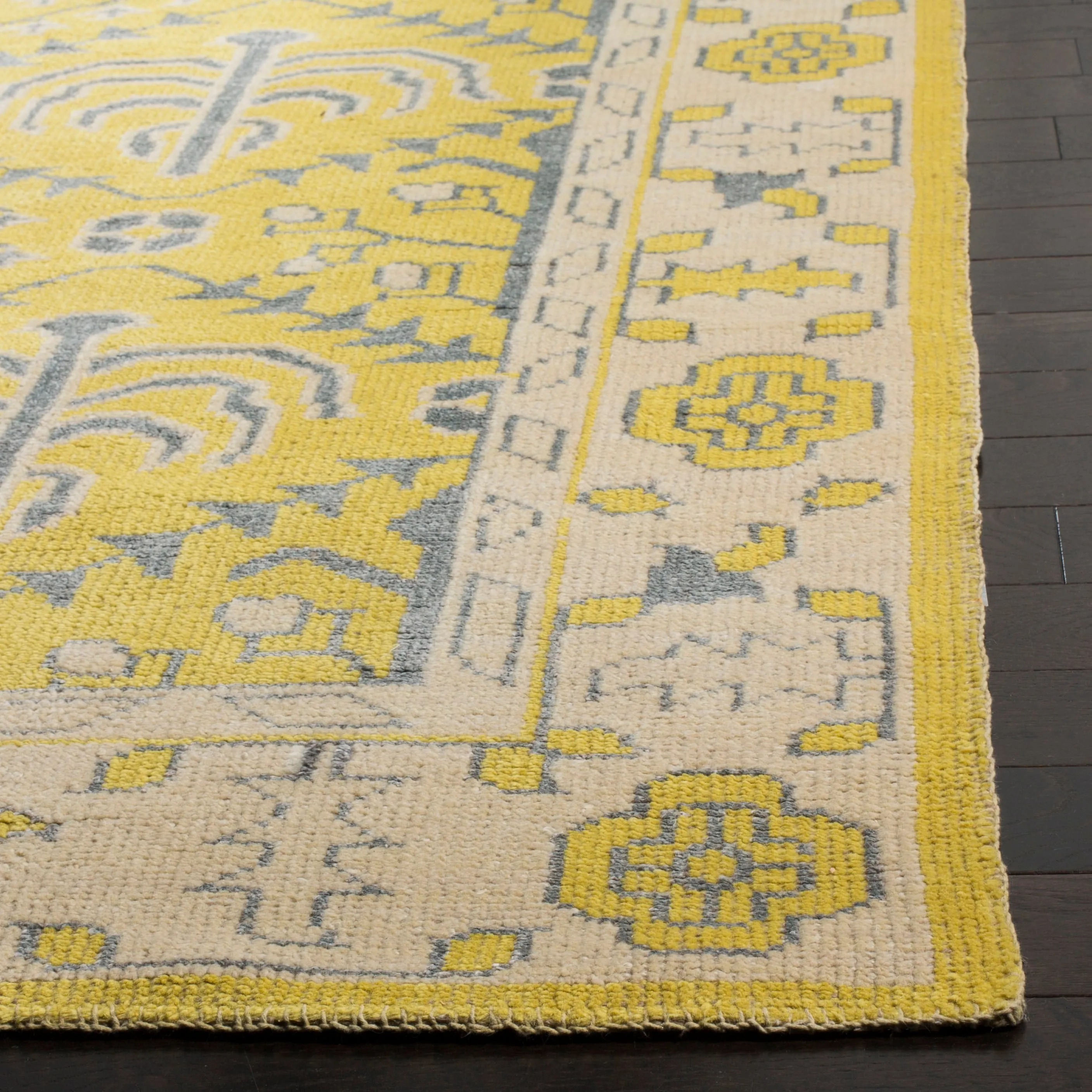 SAFAVIEH Hand-knotted Stone Wash Loida Modern Wool Rug