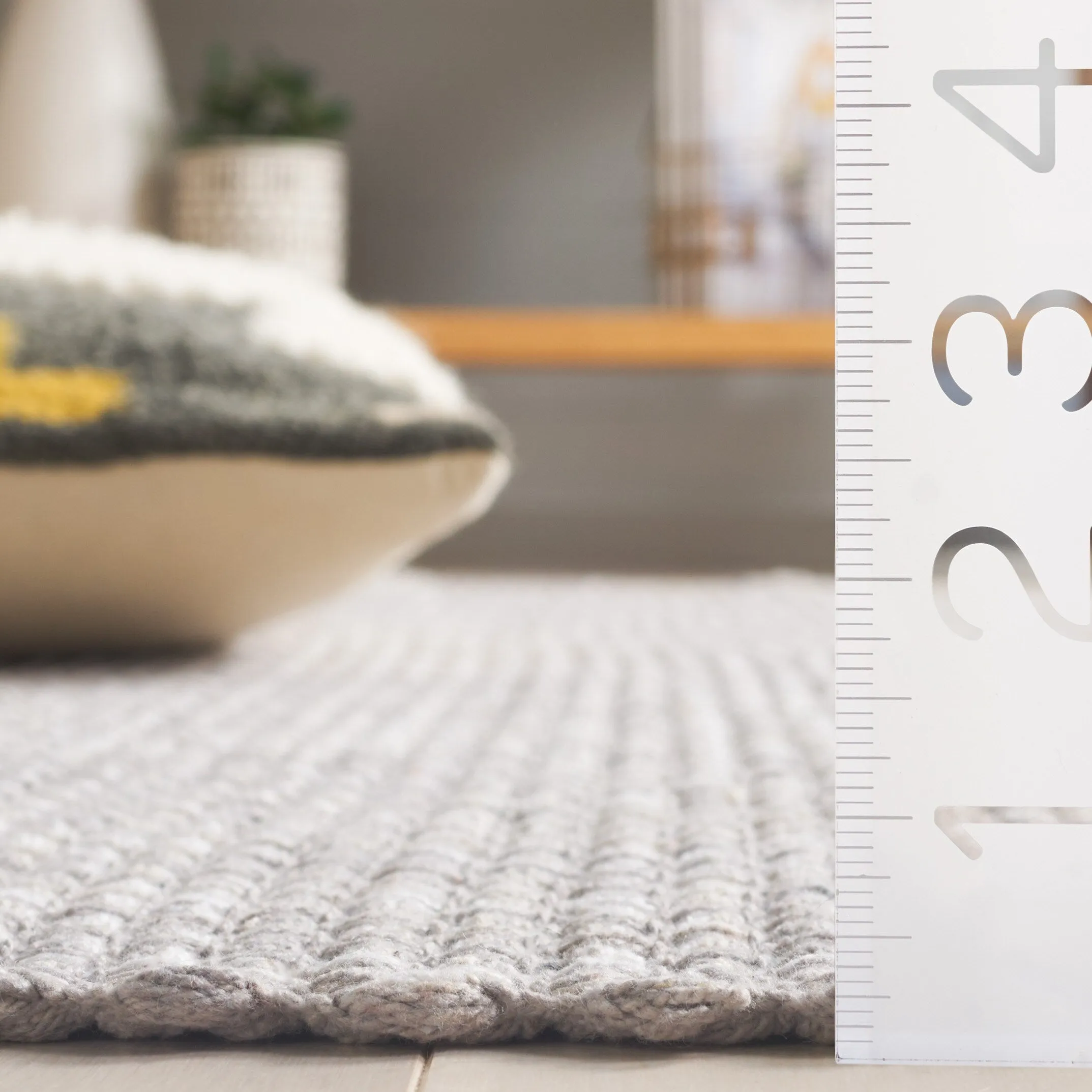 SAFAVIEH Hand-Woven Montauk Neacsa Casual Cotton Rug