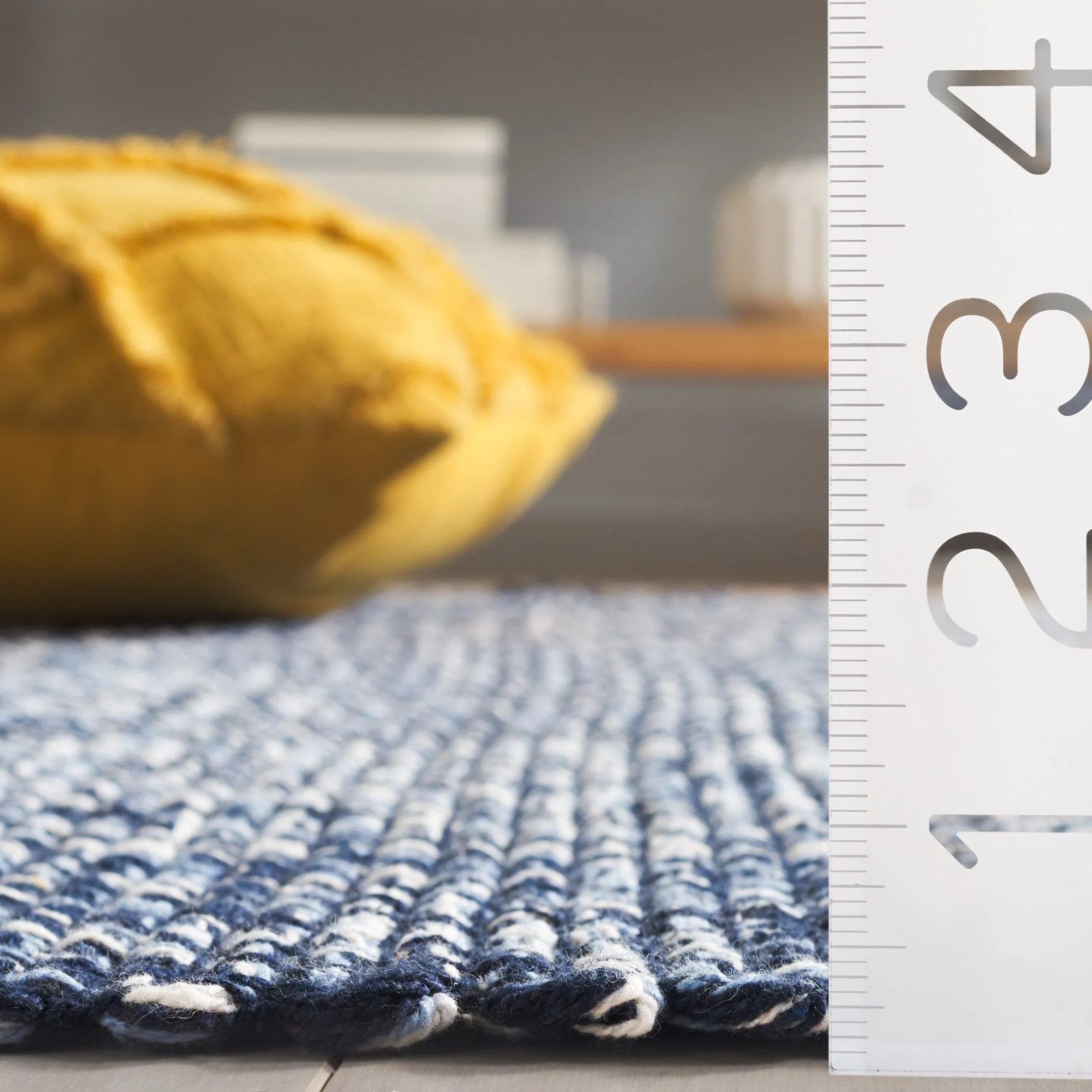 SAFAVIEH Hand-Woven Montauk Neacsa Casual Cotton Rug