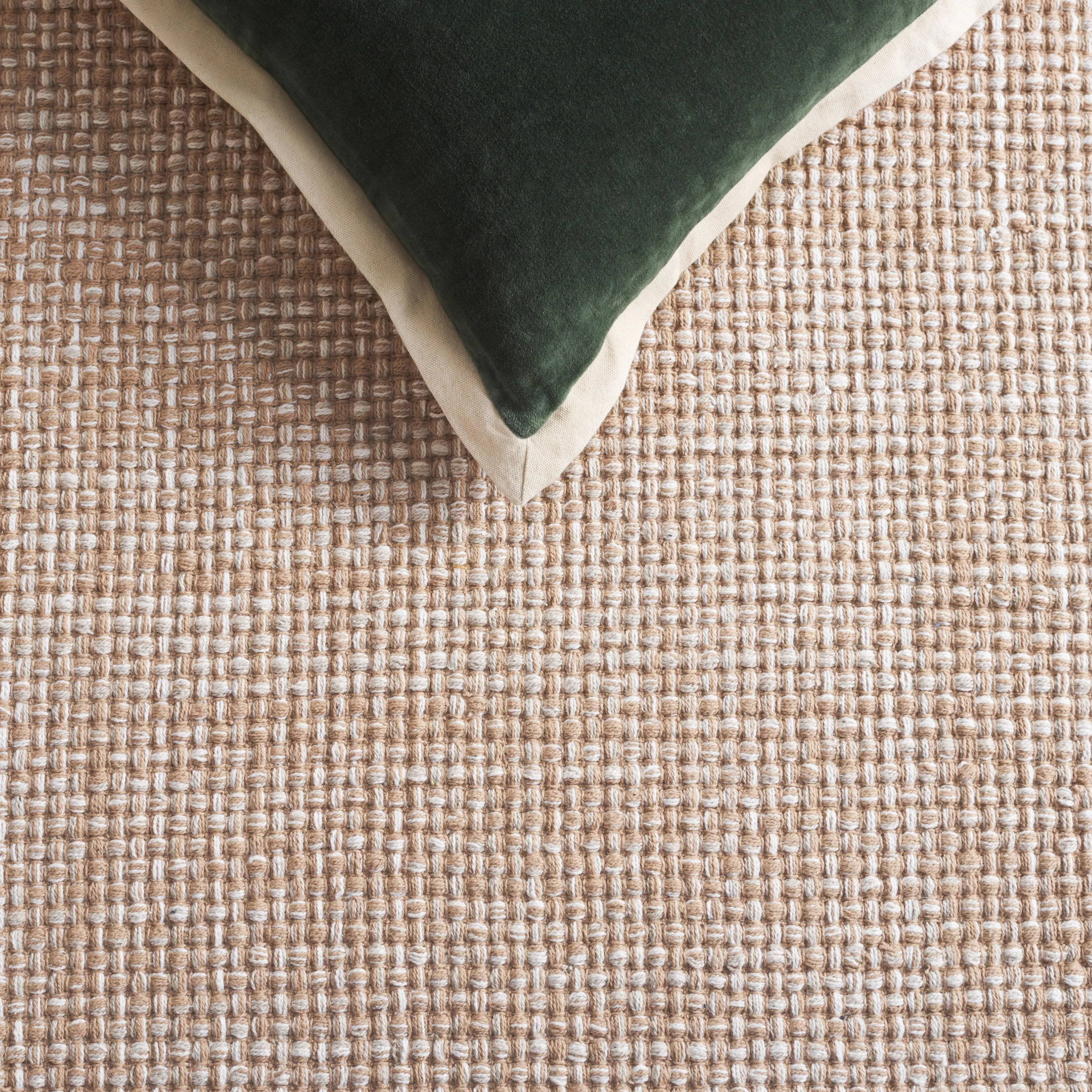 SAFAVIEH Hand-Woven Montauk Neacsa Casual Cotton Rug