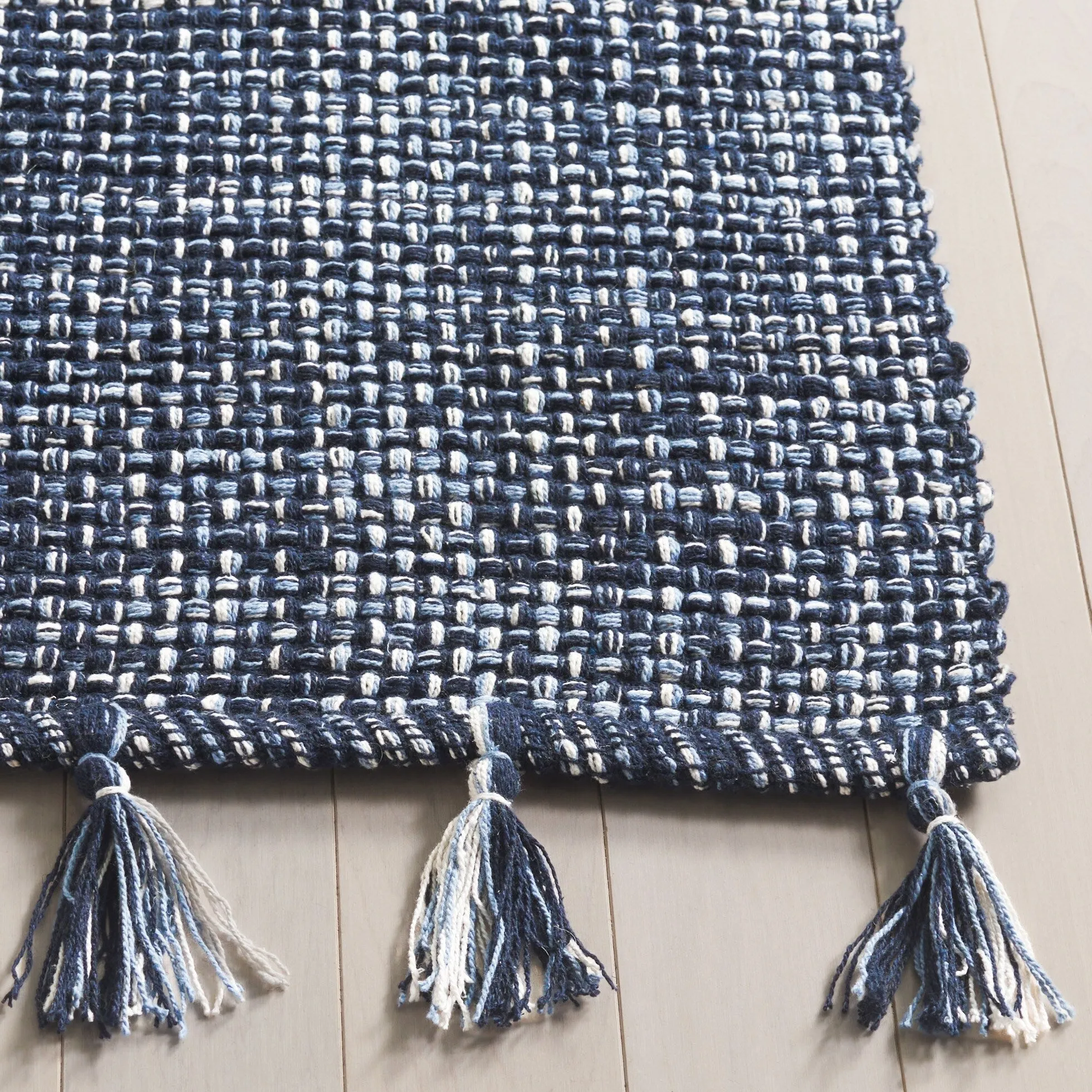 SAFAVIEH Hand-Woven Montauk Neacsa Casual Cotton Rug