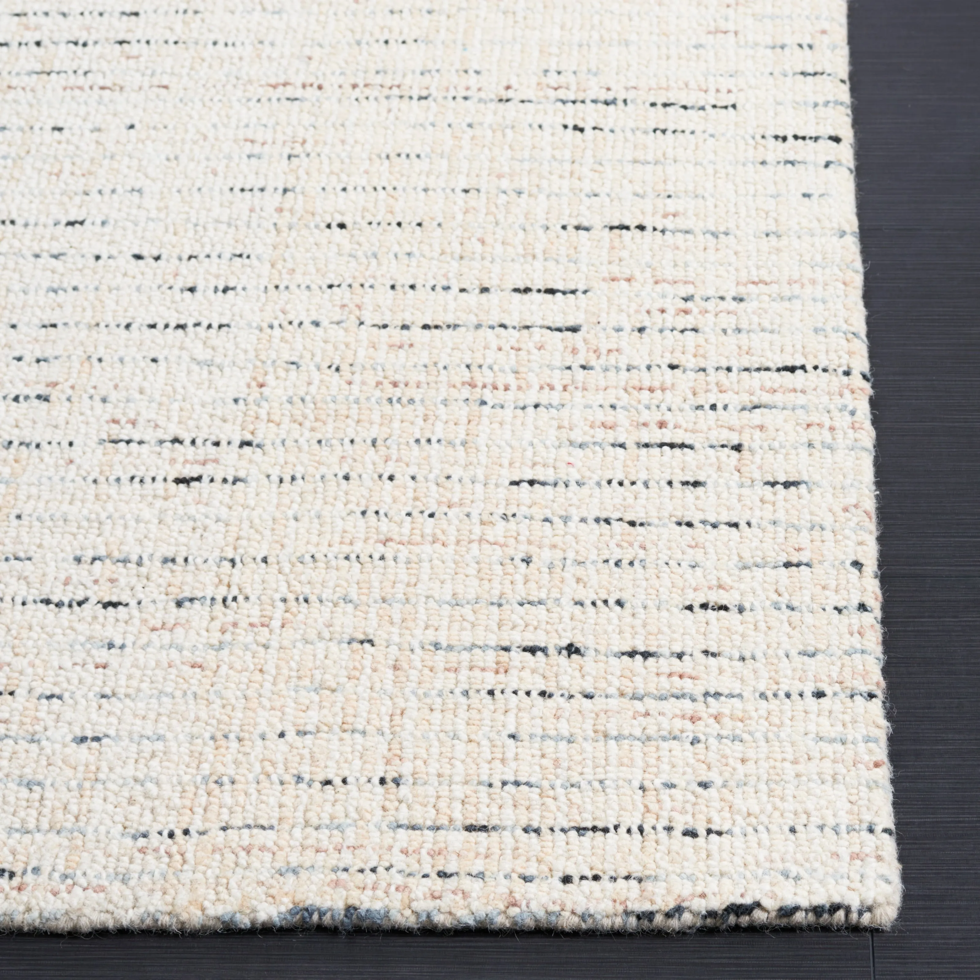 SAFAVIEH Handmade Abstract Lotje Modern Wool Rug