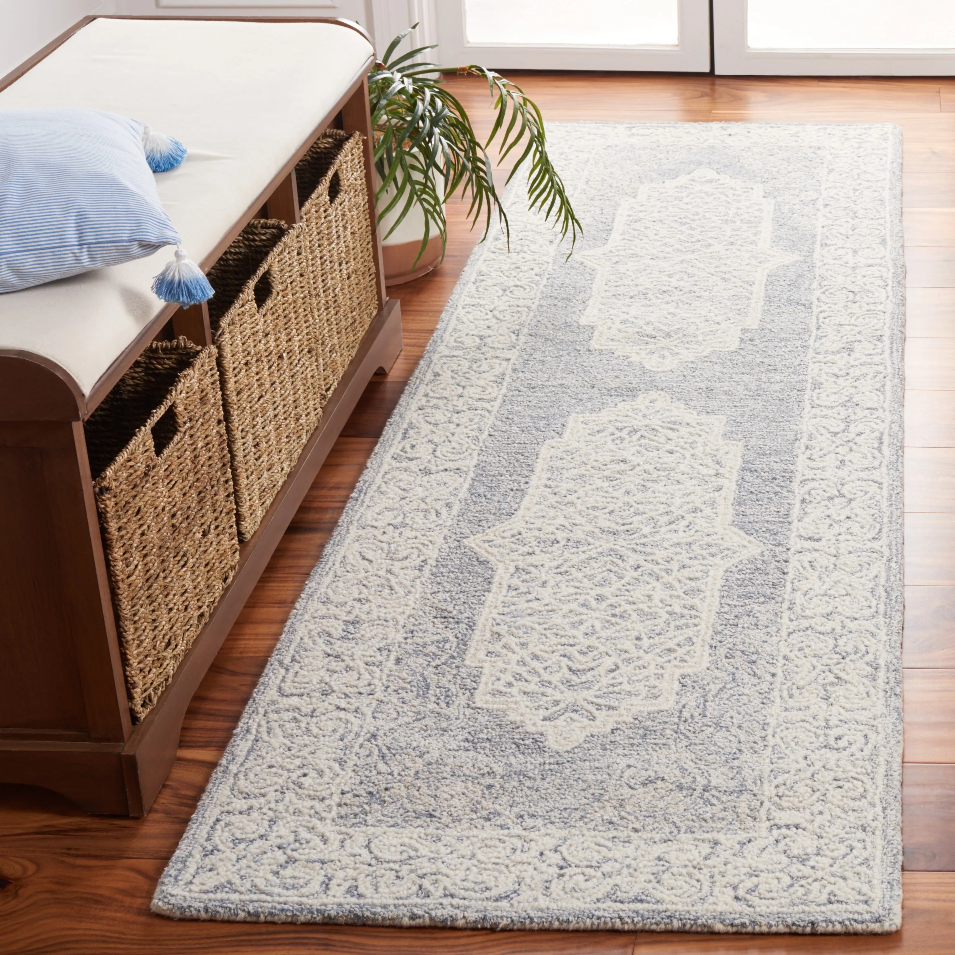 SAFAVIEH Handmade Abstract Seung Wool Rug