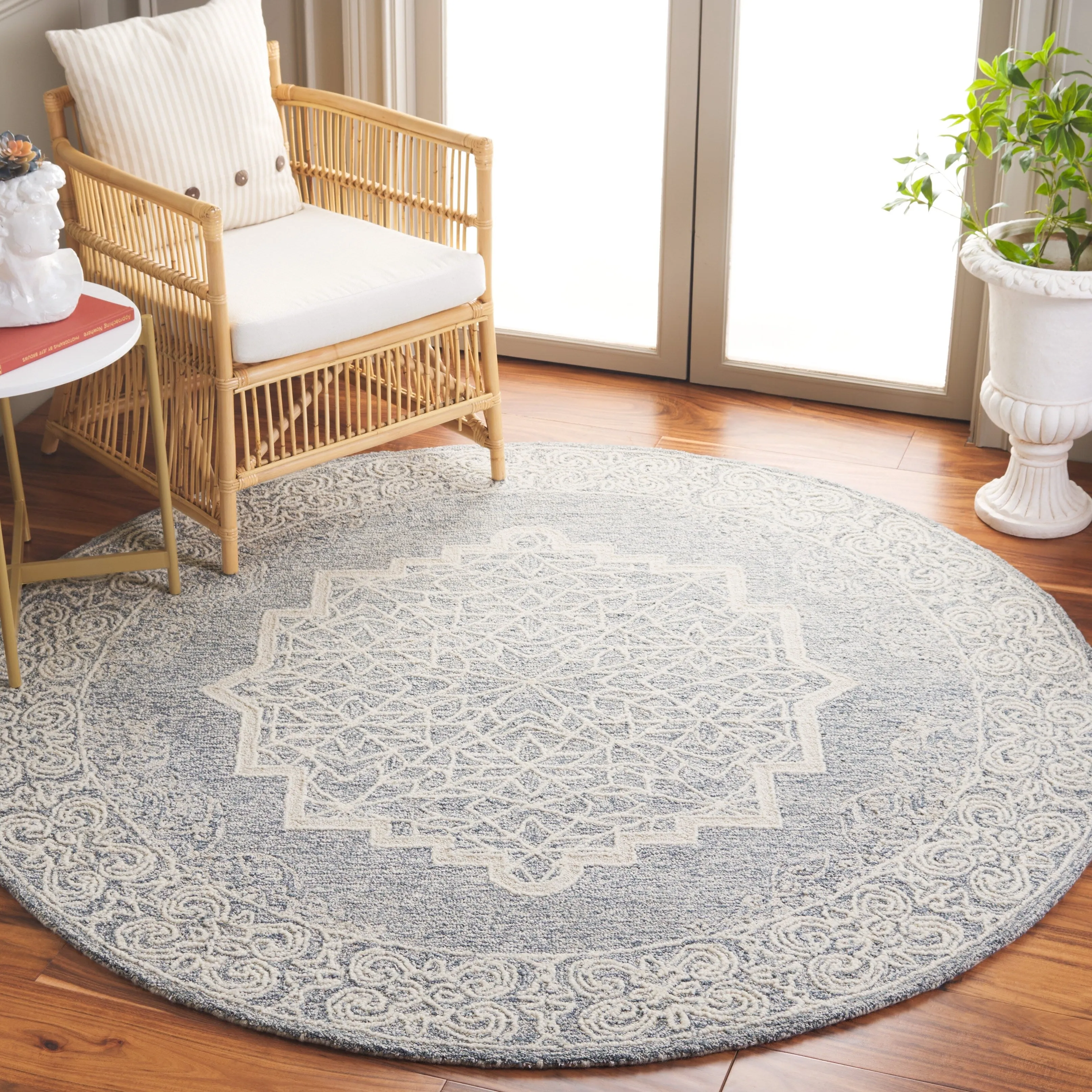 SAFAVIEH Handmade Abstract Seung Wool Rug