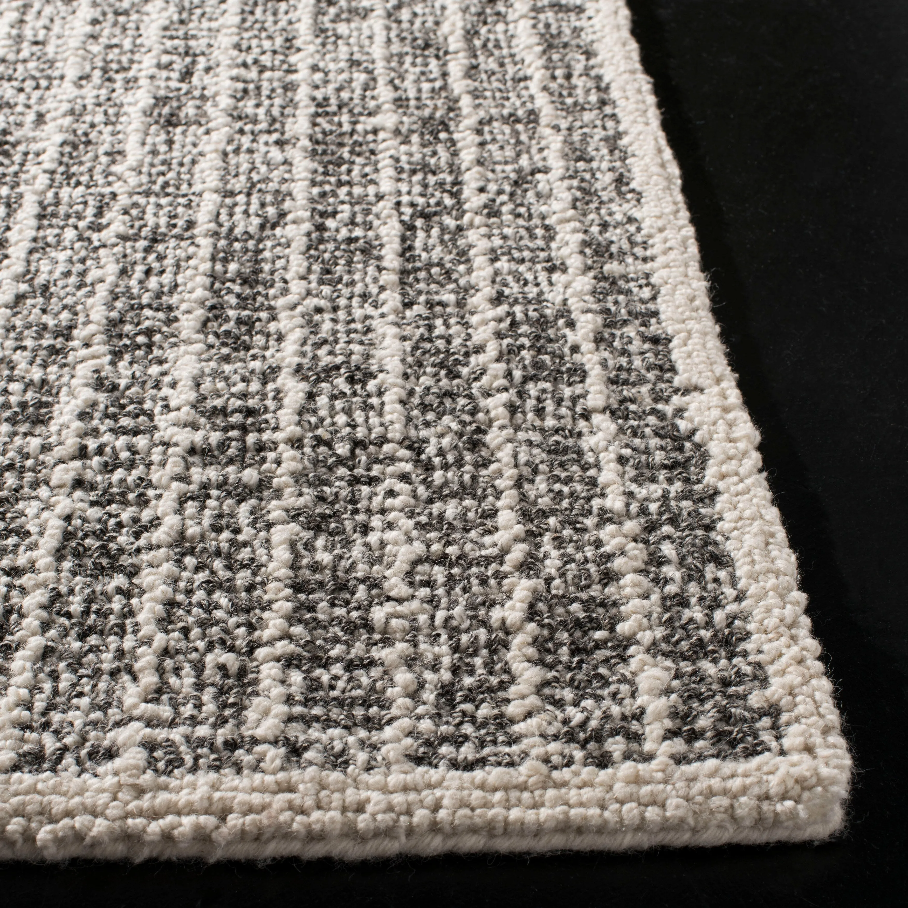 SAFAVIEH Handmade Abstract Sultana Modern Wool Rug